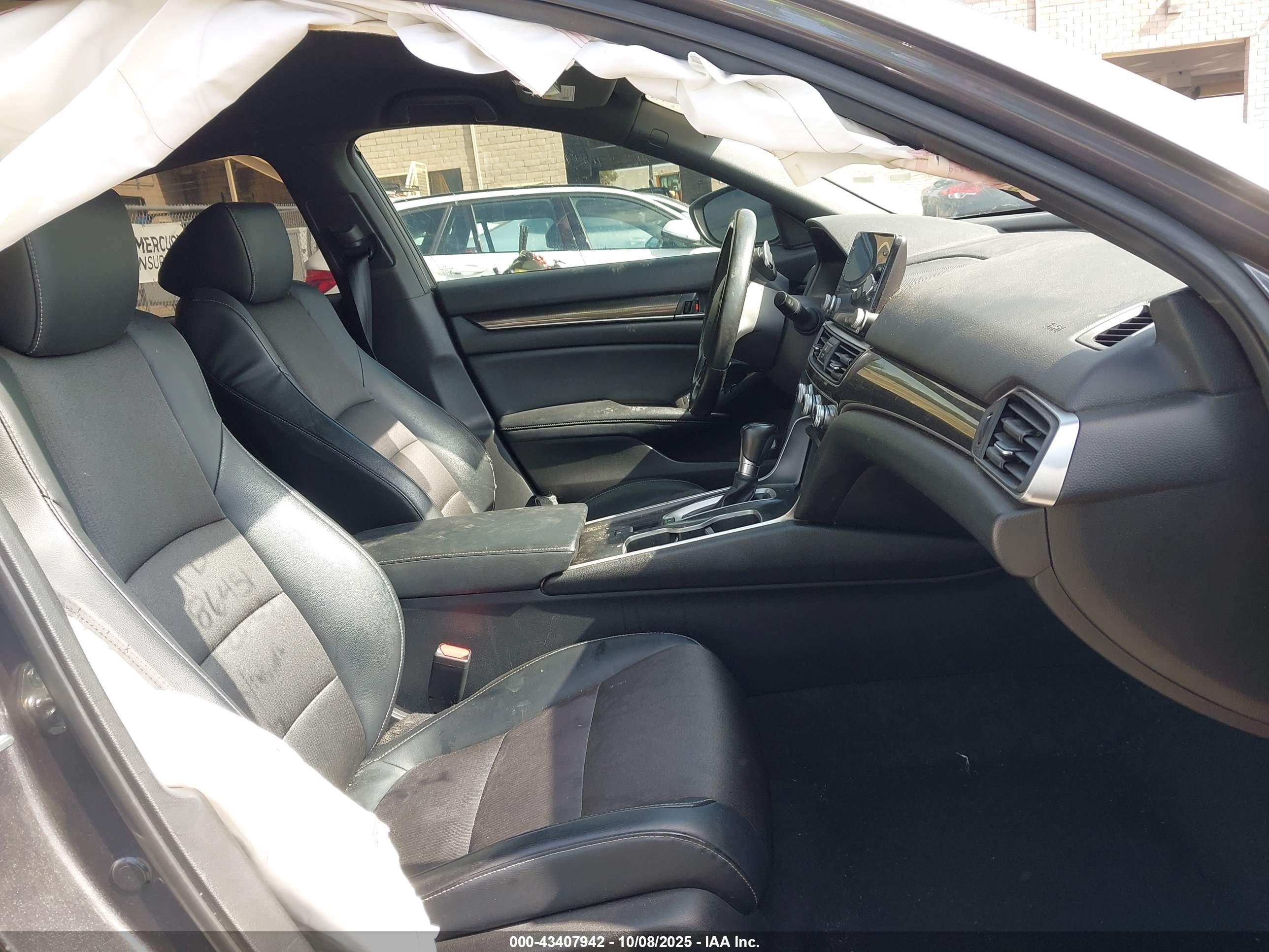 HONDA ACCORD image 5