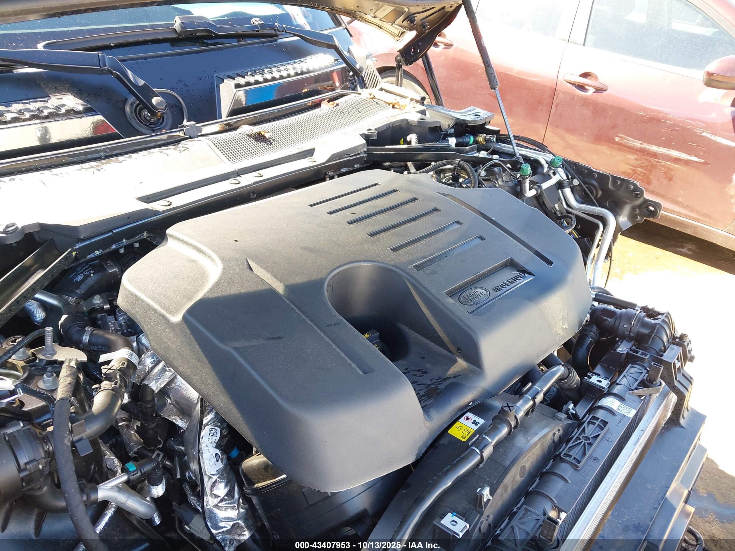 LAND ROVER image 10