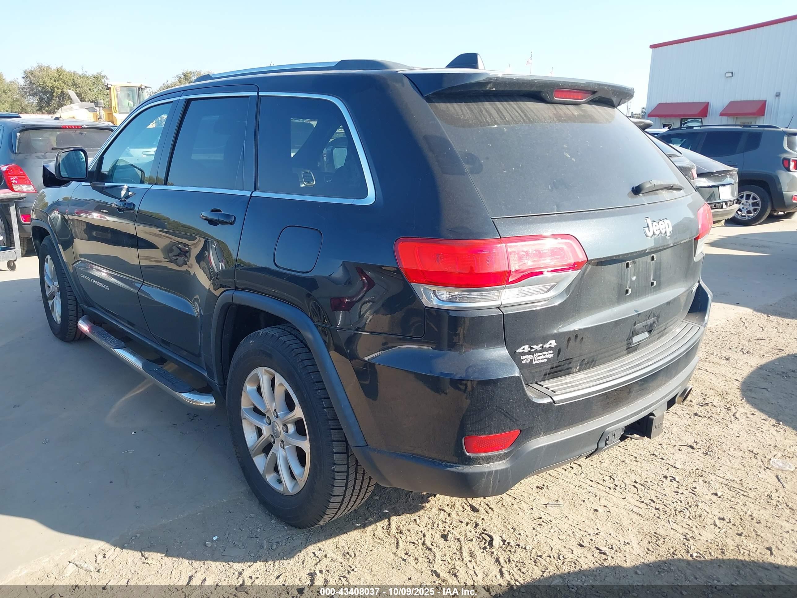JEEP GRAND image 3