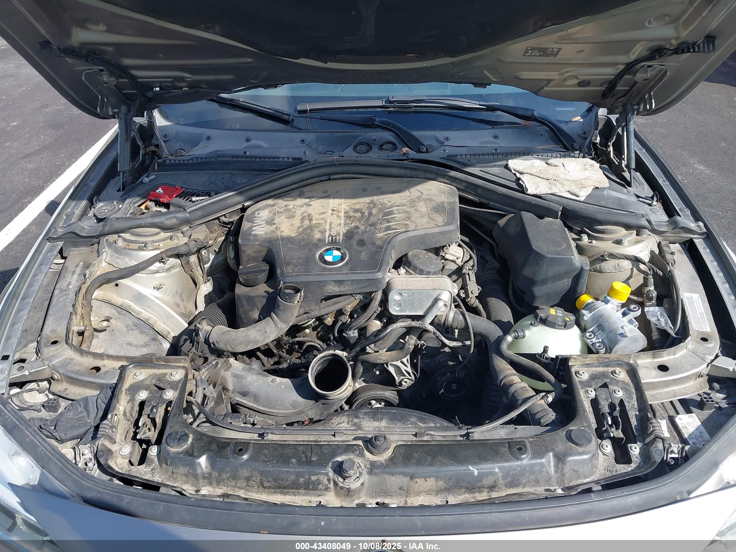 BMW 328I image 10