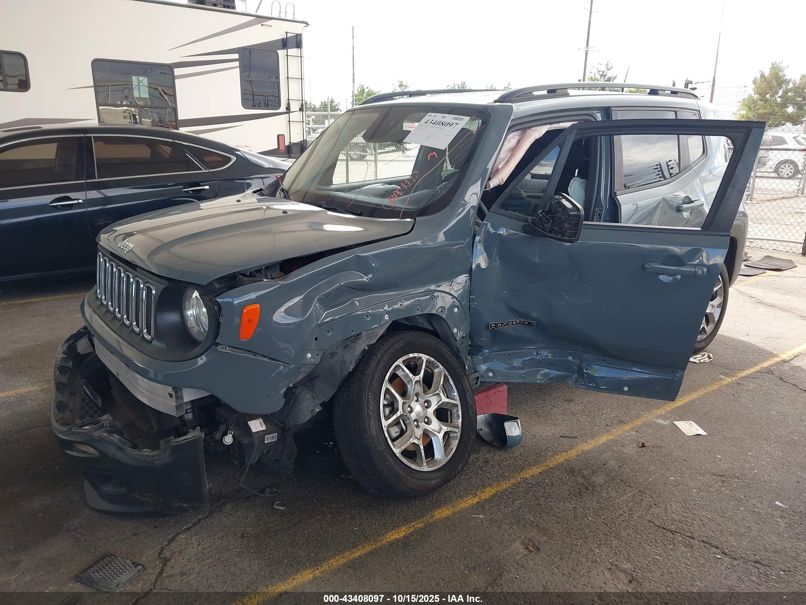 JEEP RENEGADE image 2