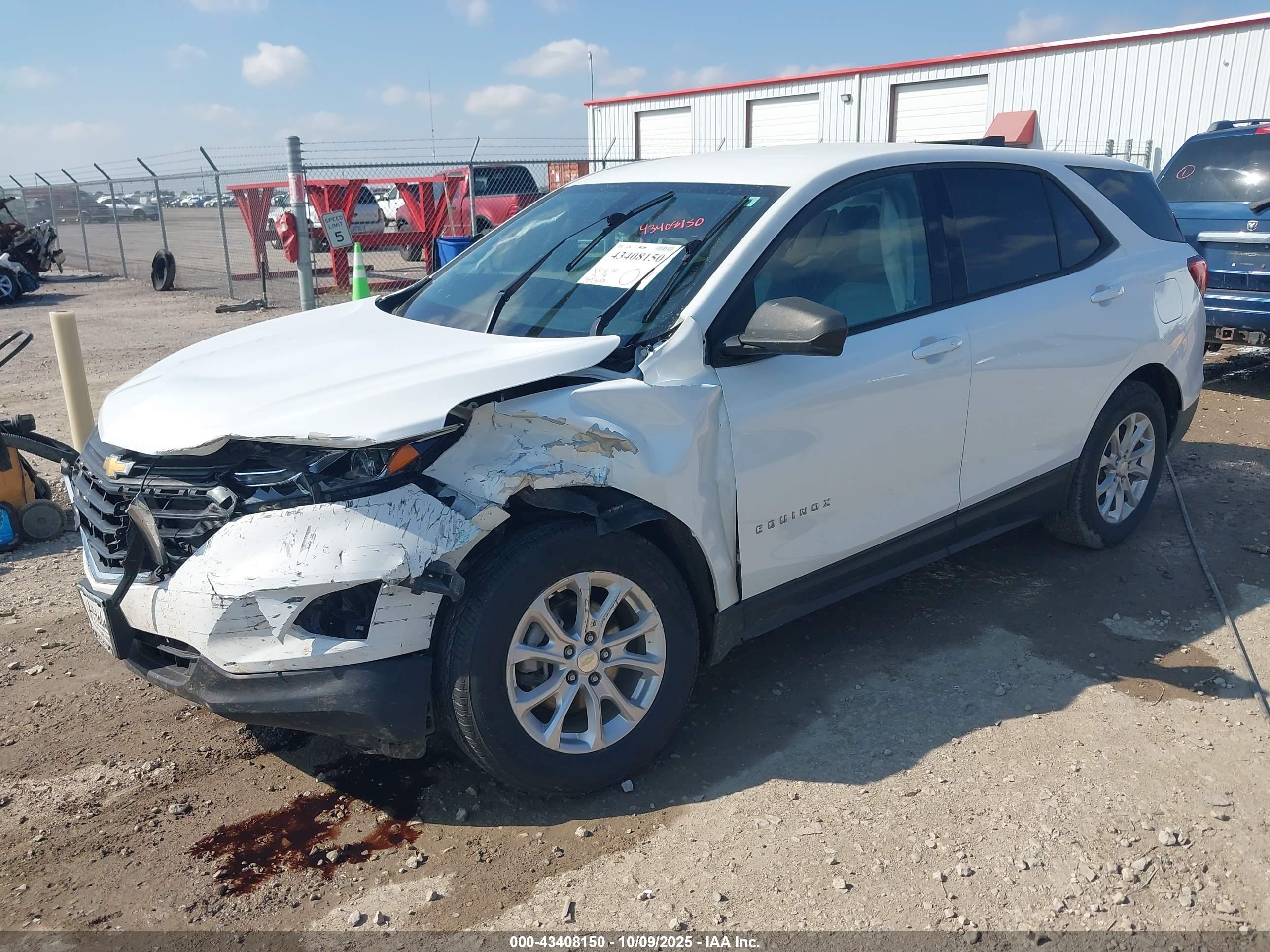 CHEVROLET EQUINOX image 2