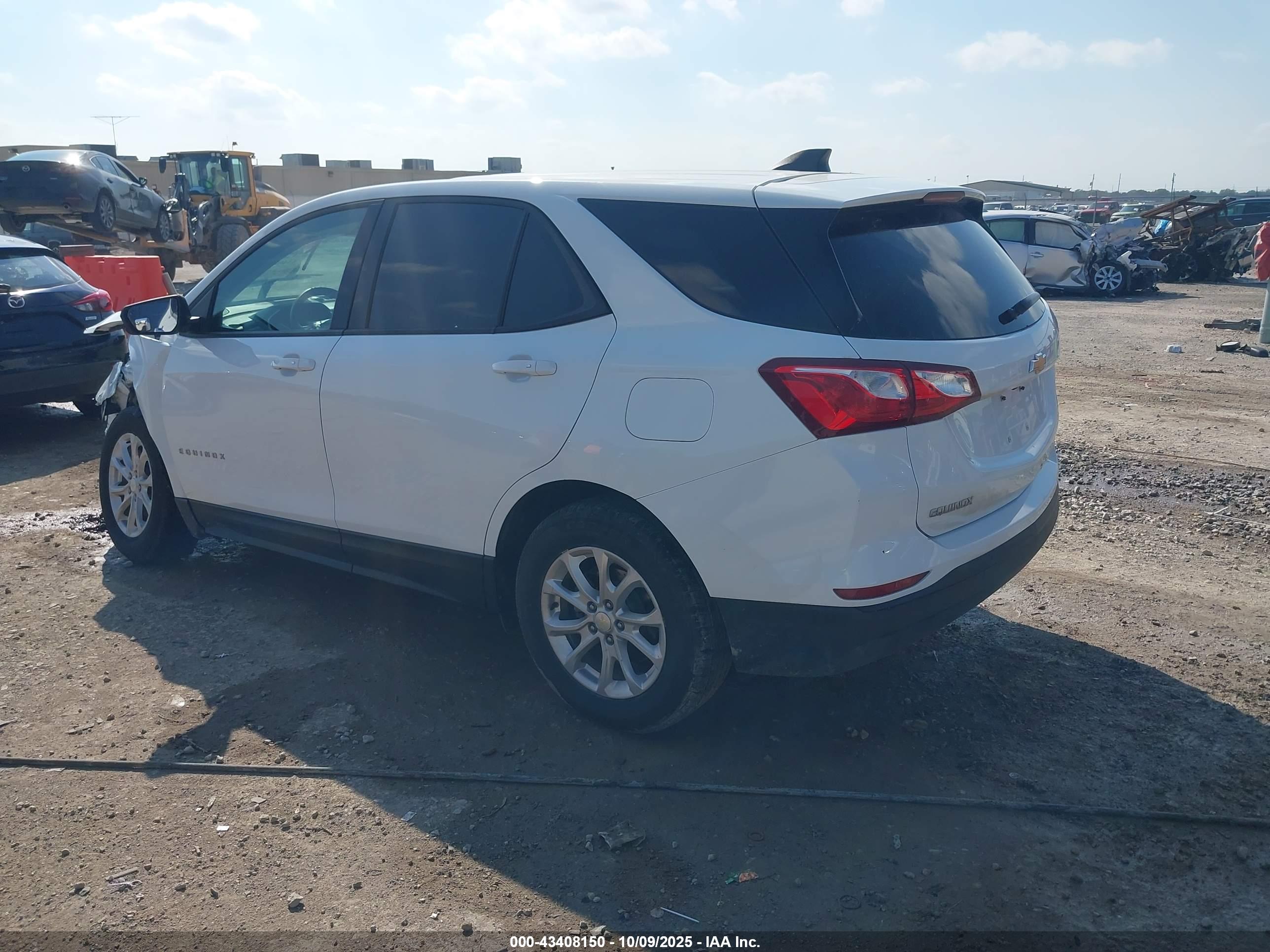 CHEVROLET EQUINOX image 3