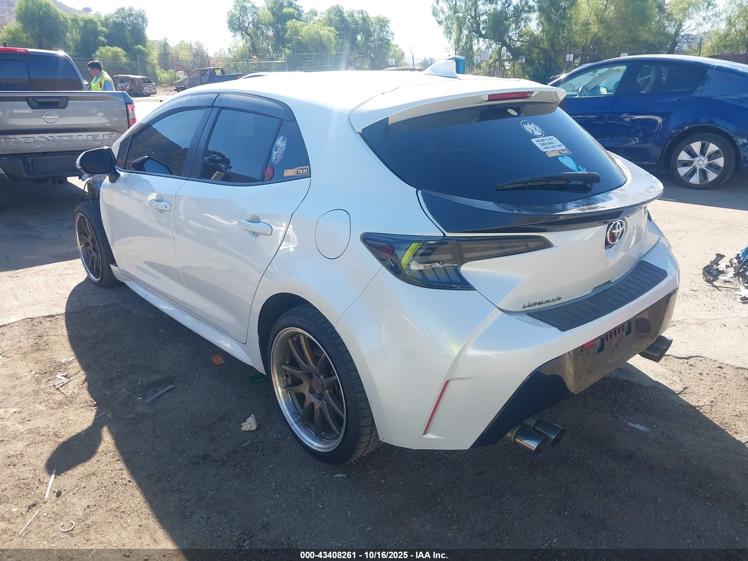 TOYOTA COROLLA image 3