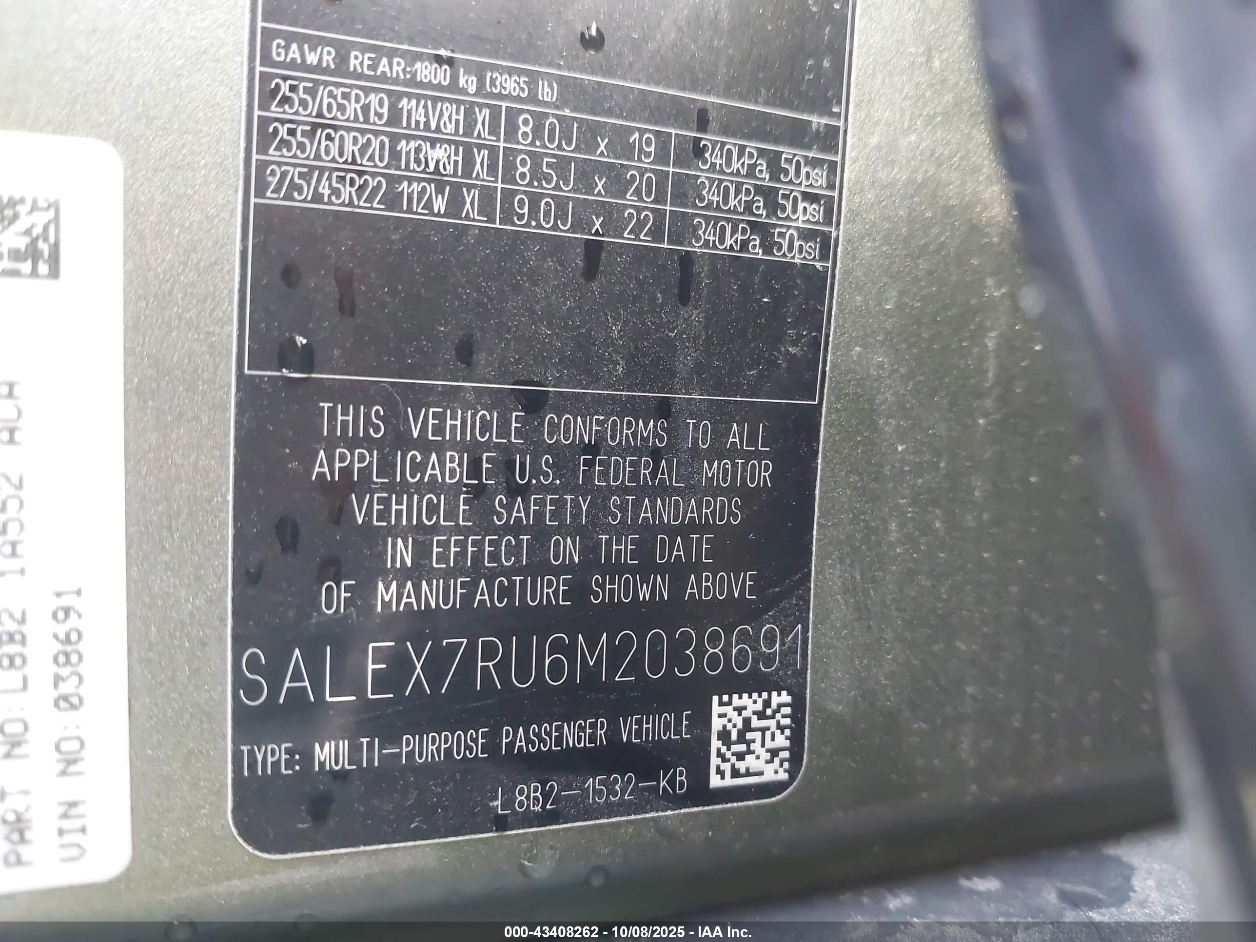 LAND ROVER image 9