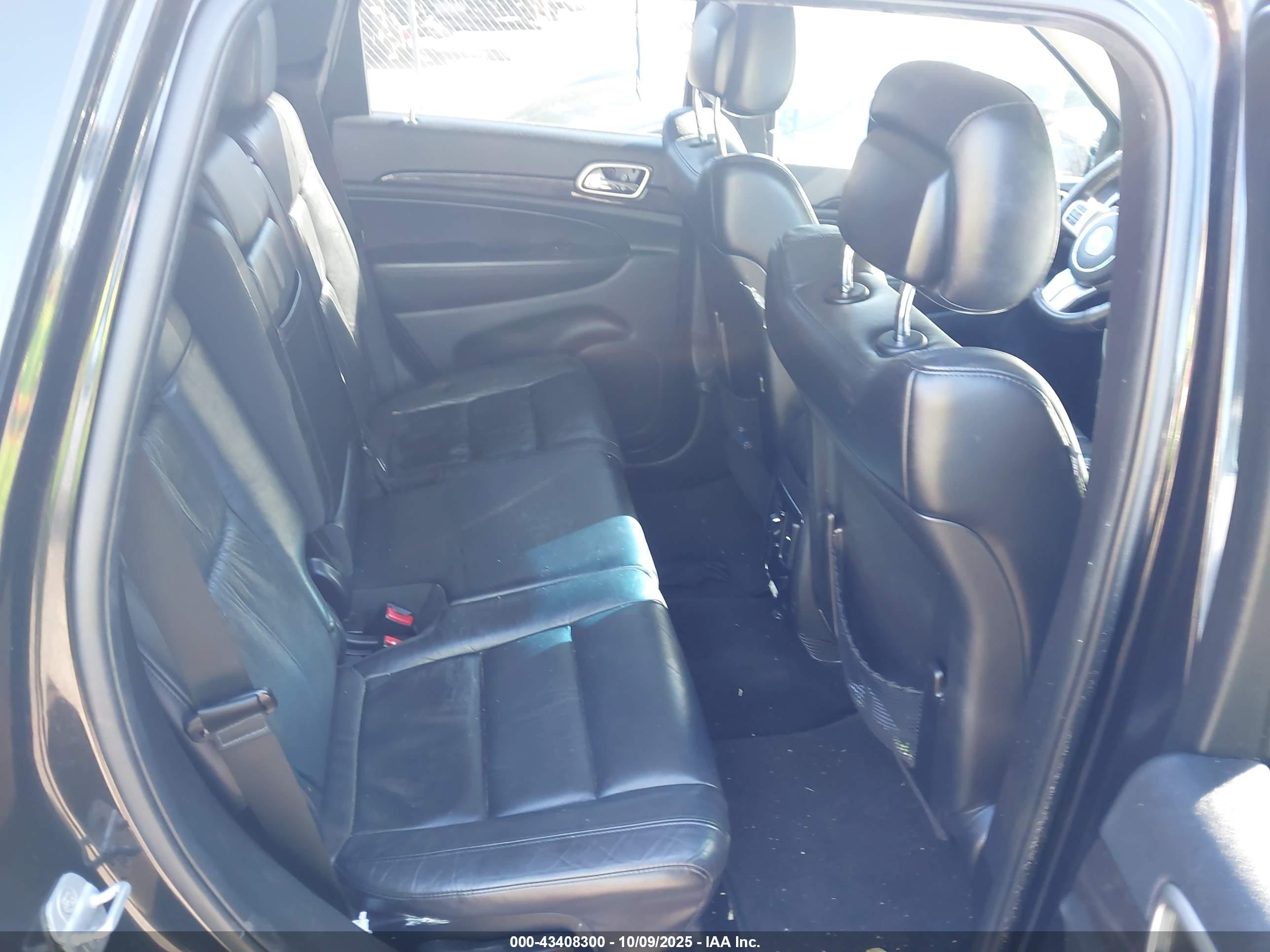 JEEP GRAND image 8