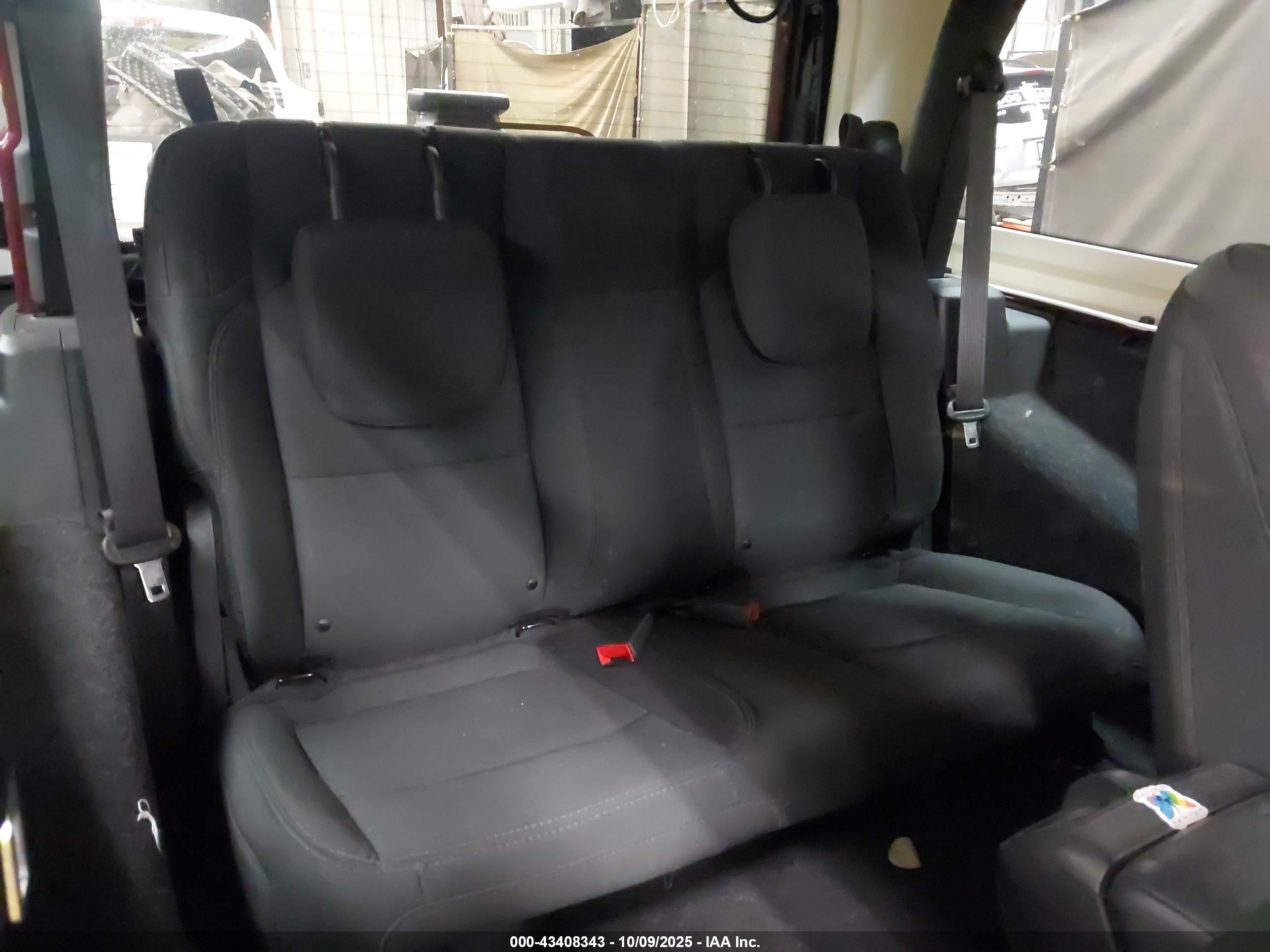 JEEP WRANGLER image 8
