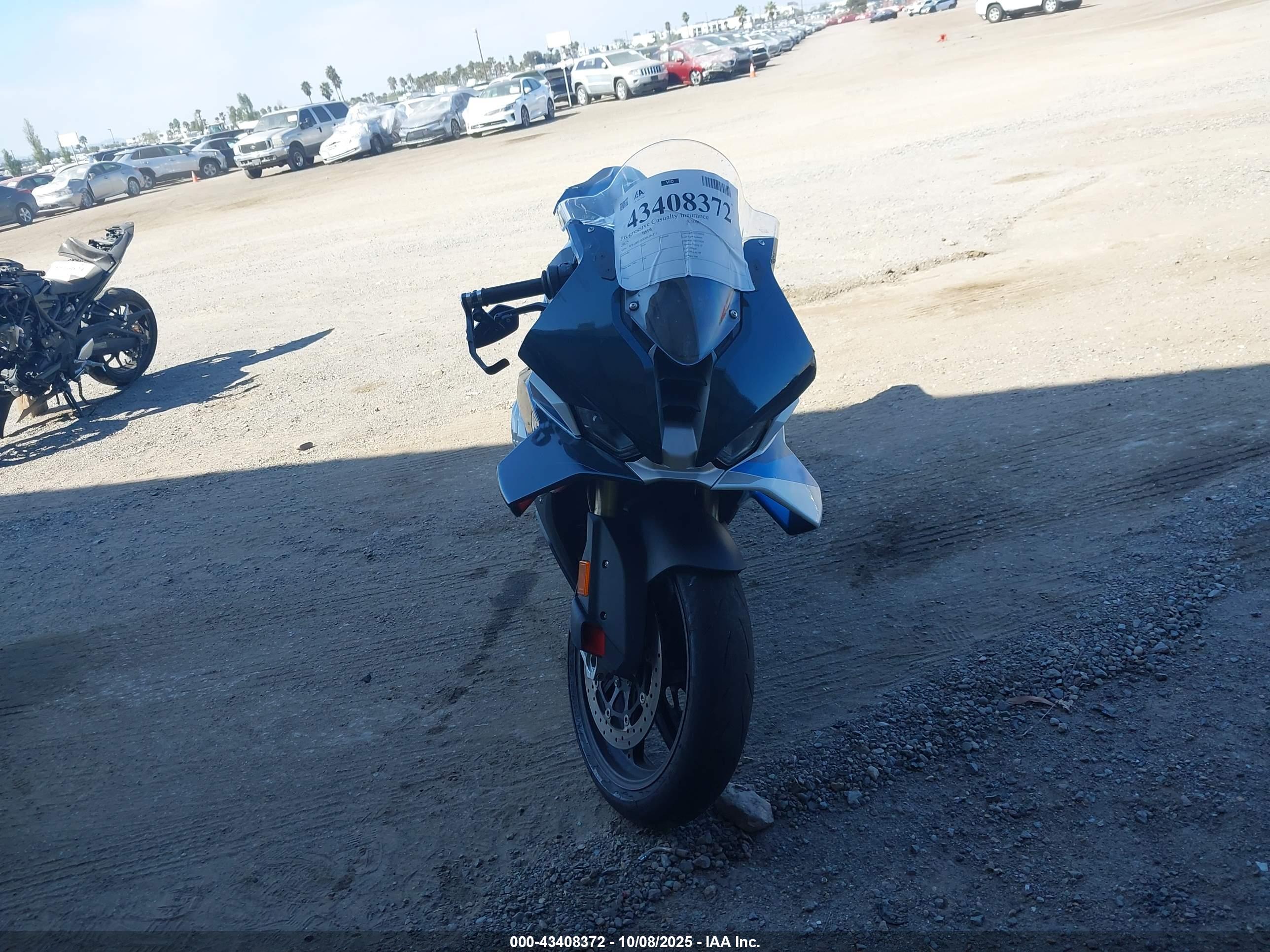 BMW S image 5