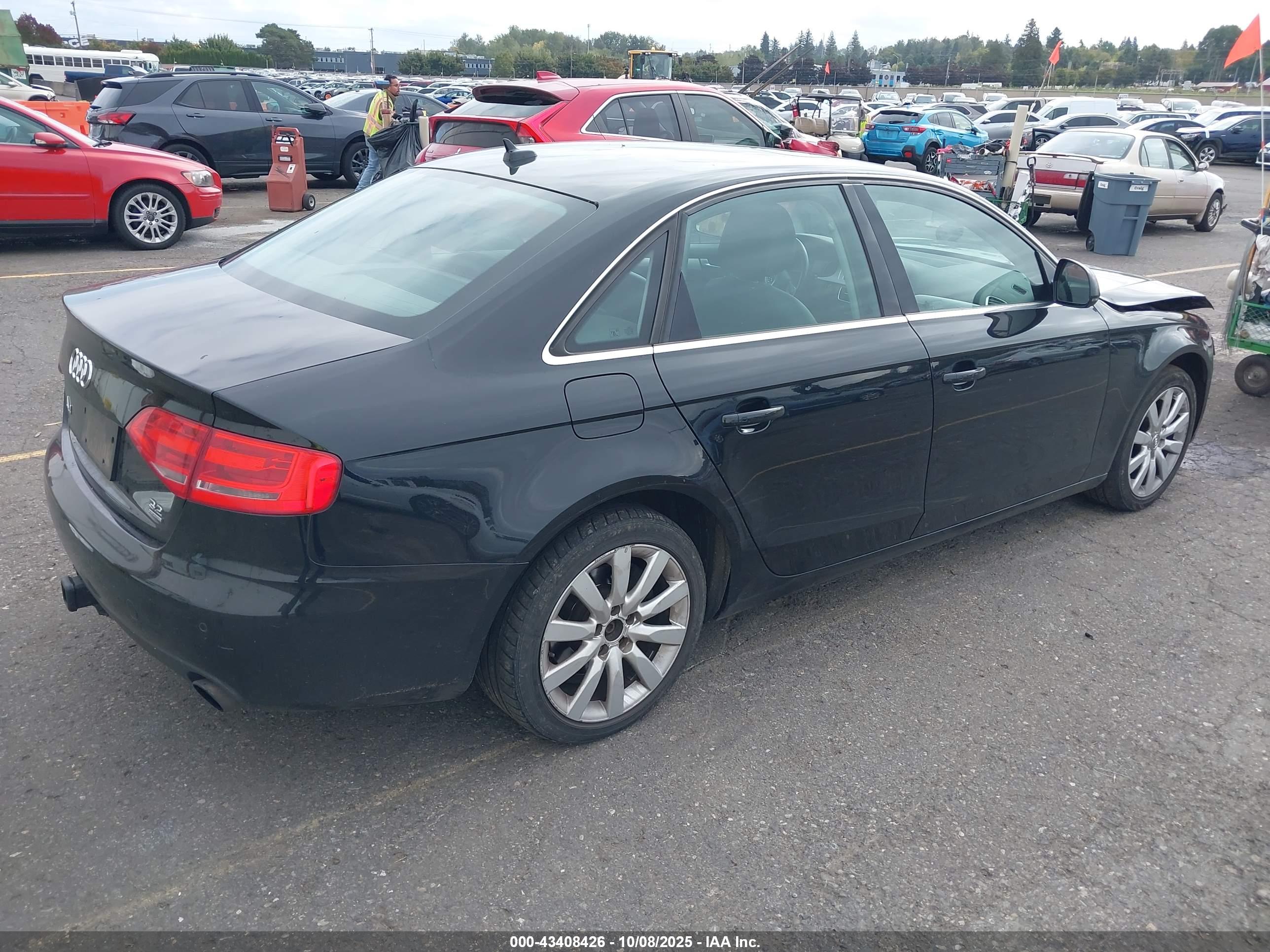 AUDI A4 image 4