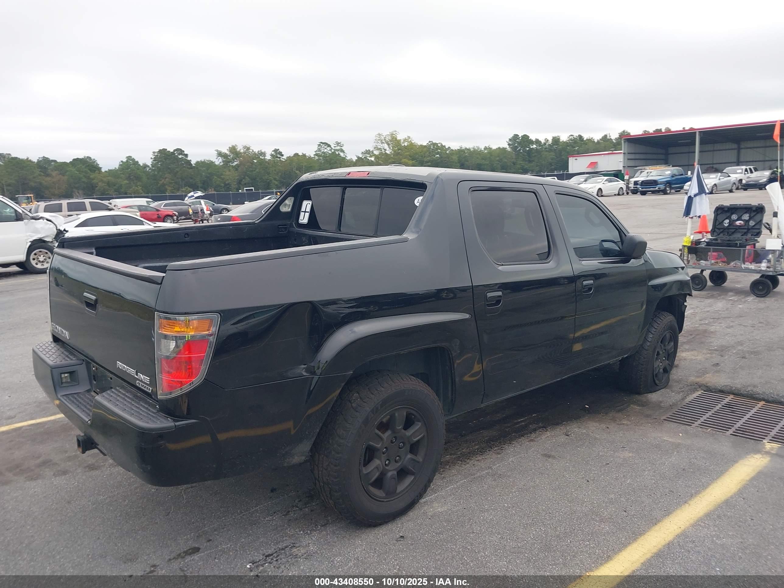 HONDA RIDGELINE image 4