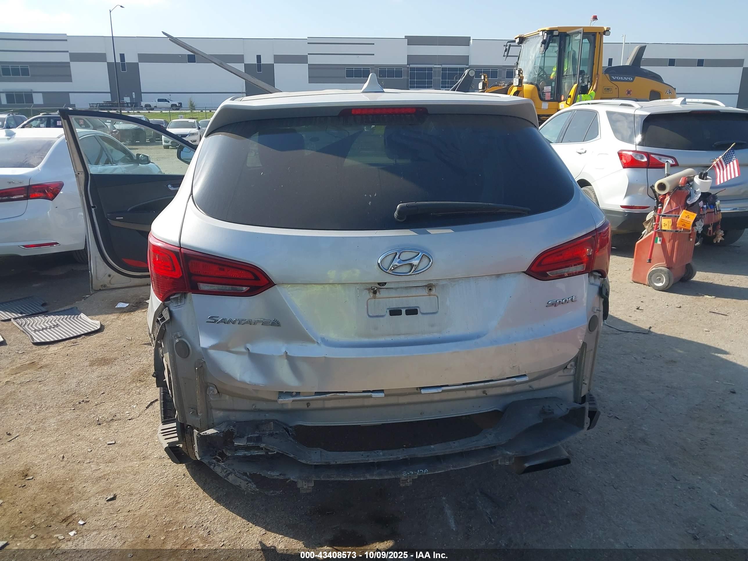 HYUNDAI SANTA image 6