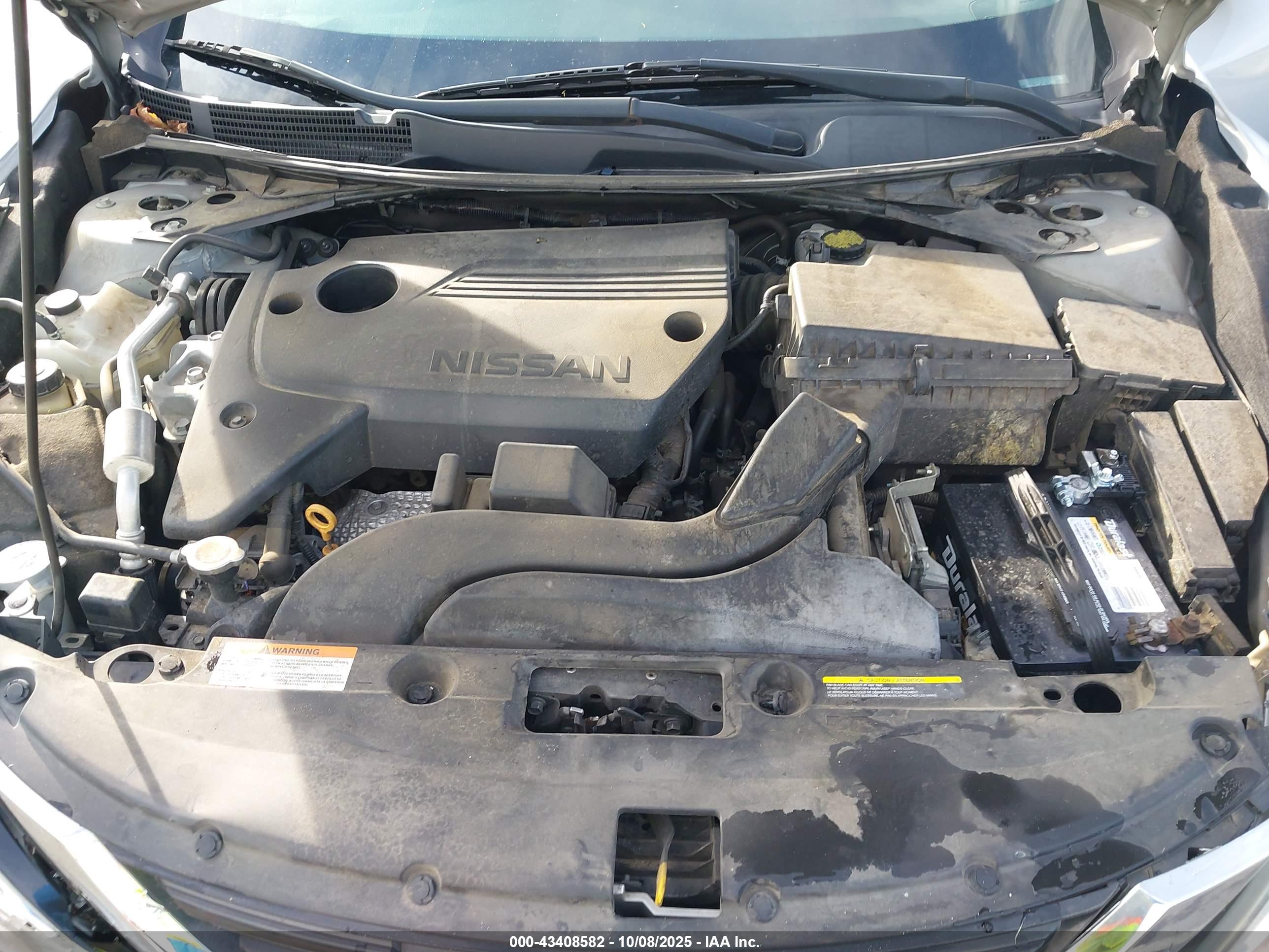 NISSAN ALTIMA image 10