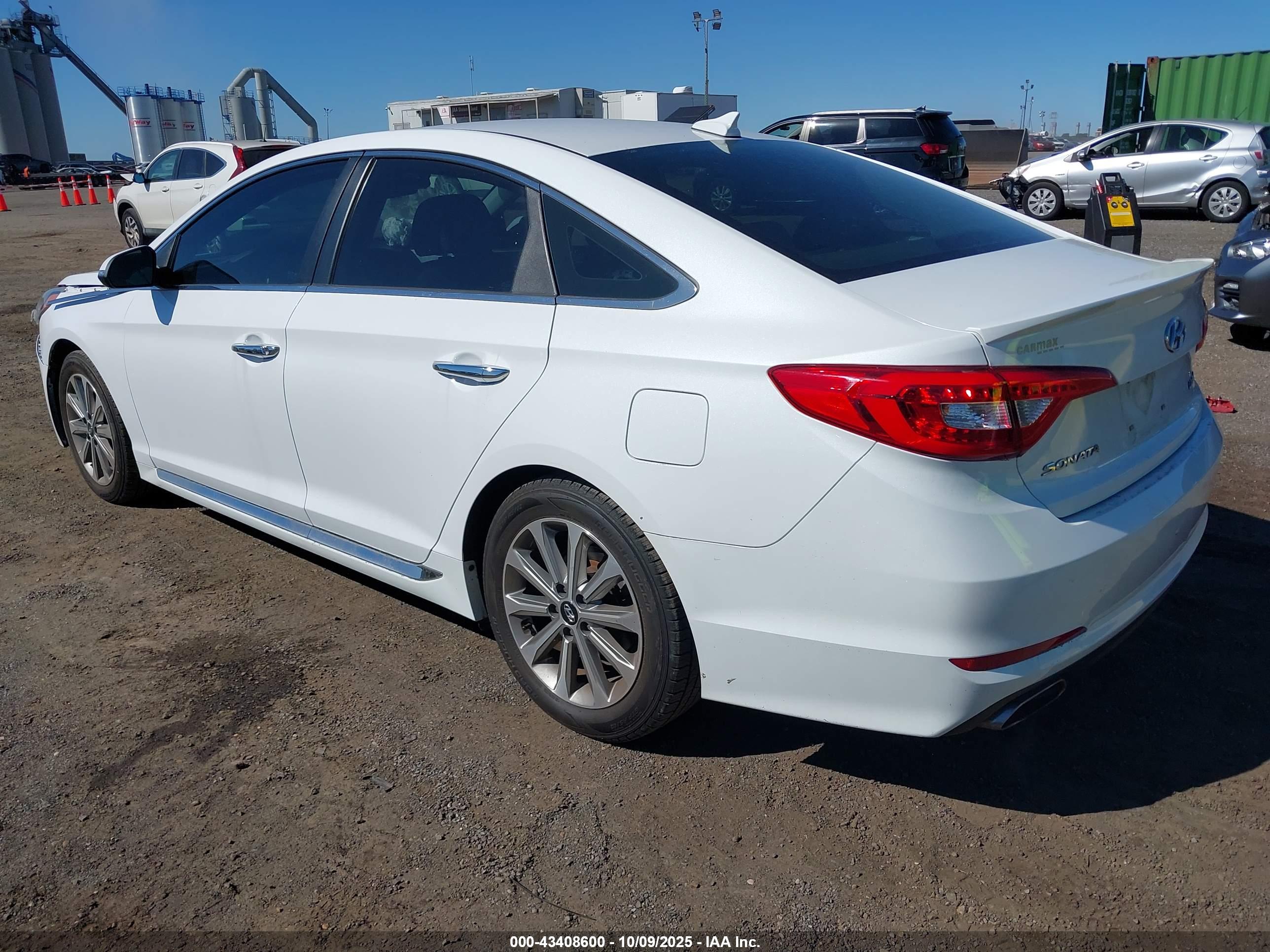 HYUNDAI SONATA image 3