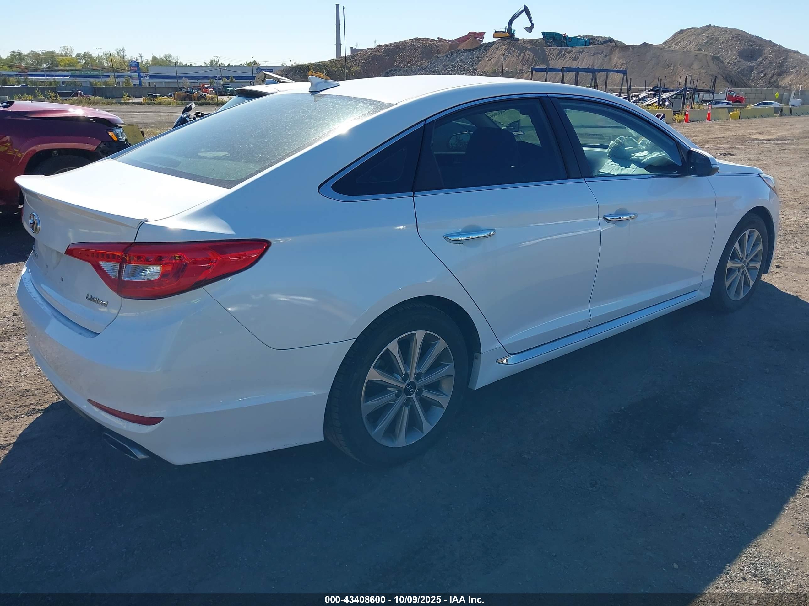 HYUNDAI SONATA image 4