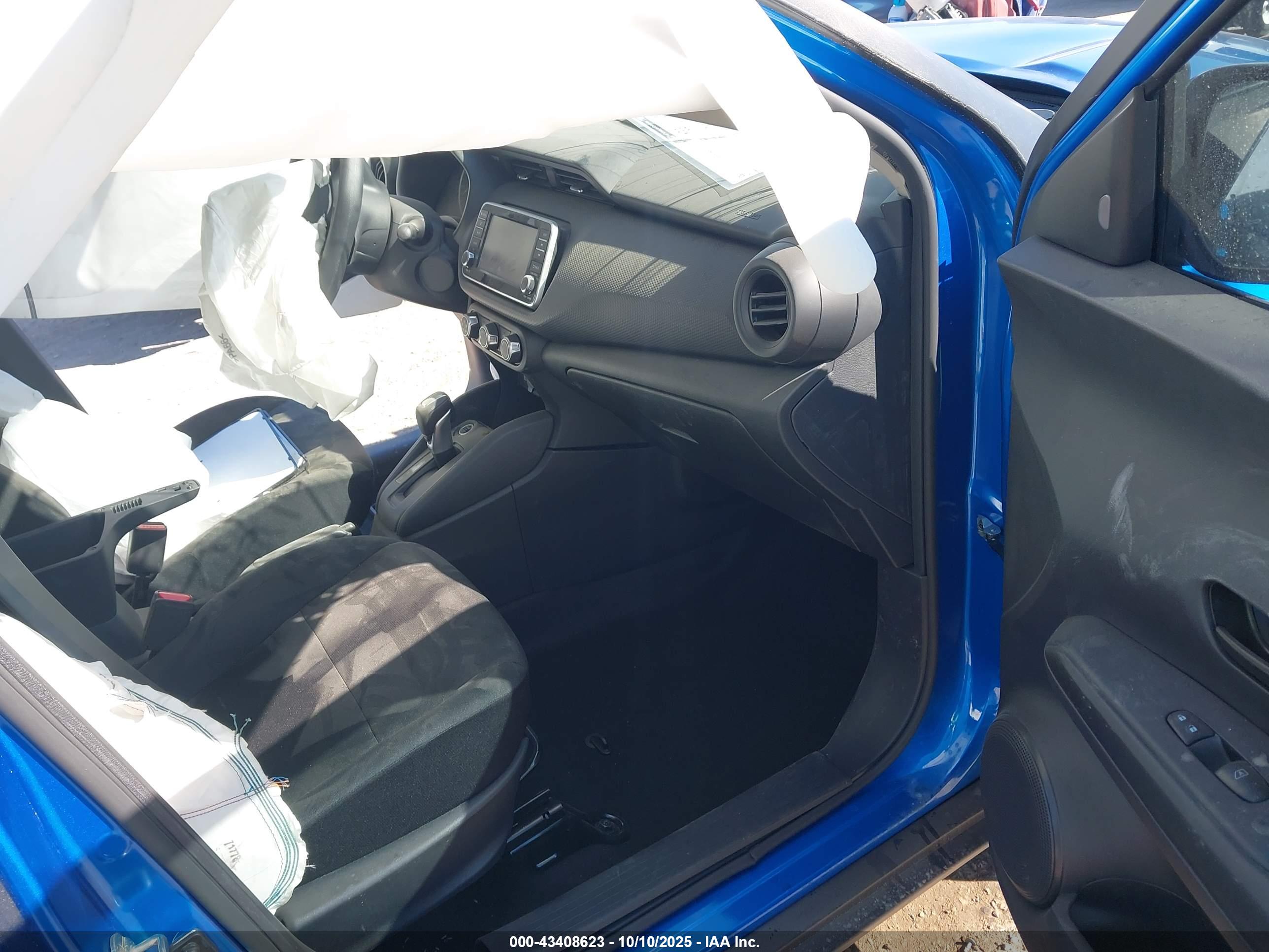 NISSAN KICKS image 5