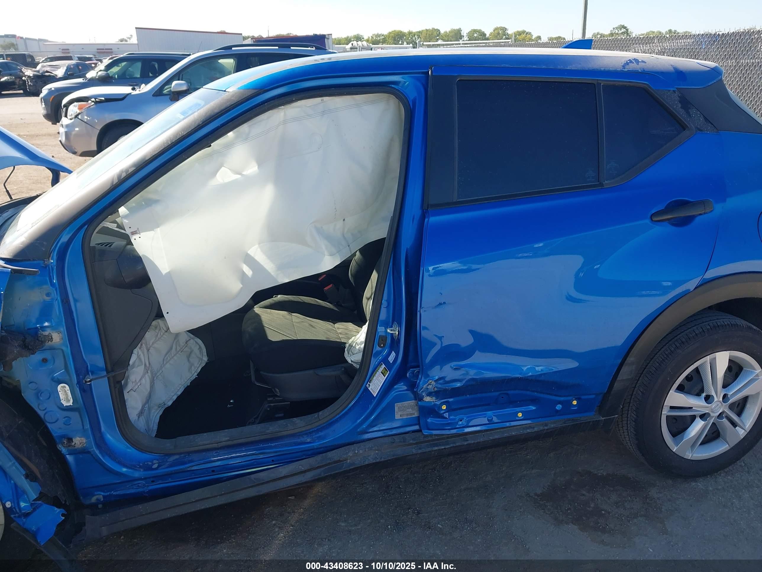 NISSAN KICKS image 6