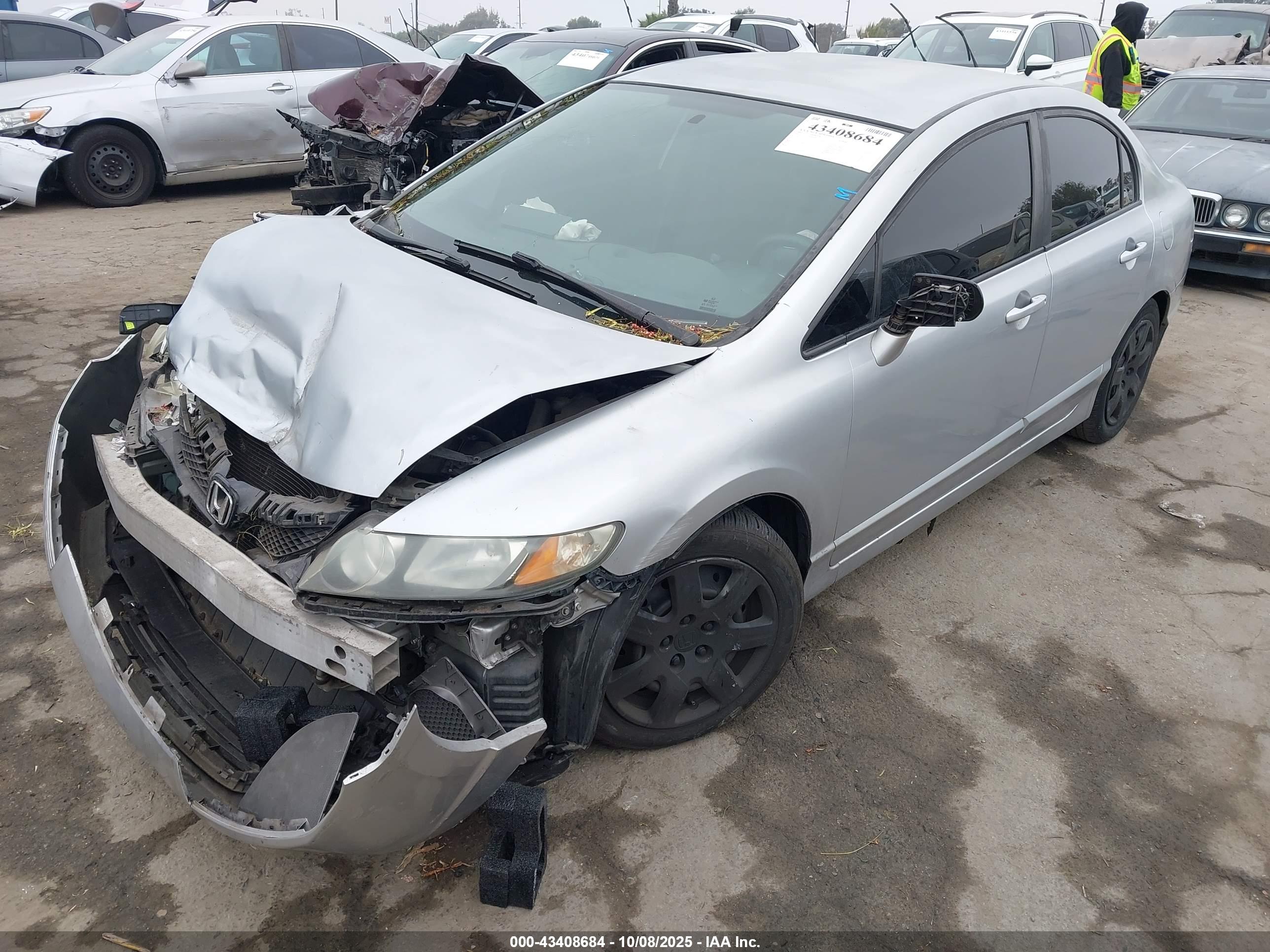 HONDA CIVIC image 2