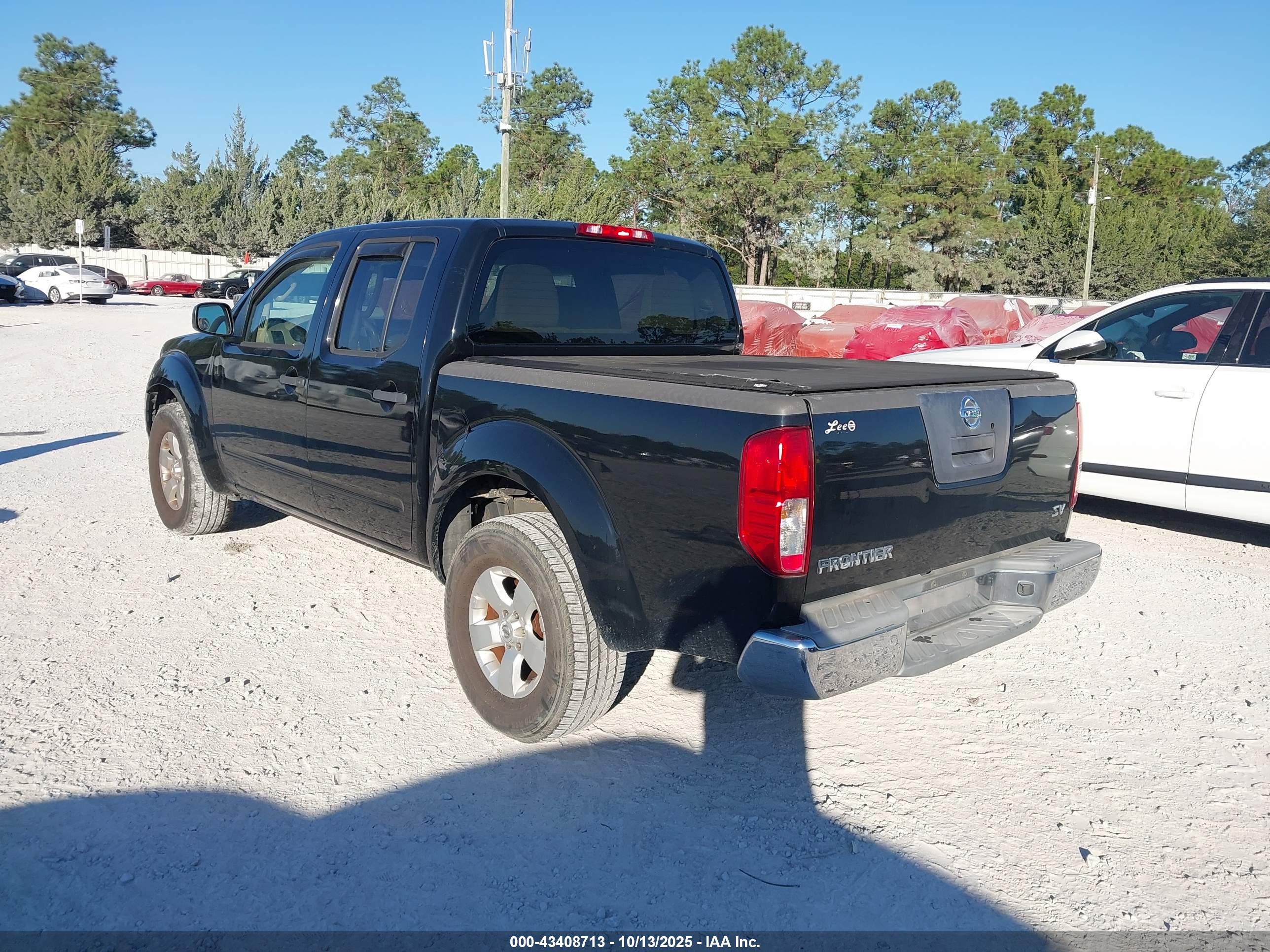 NISSAN FRONTIER image 3