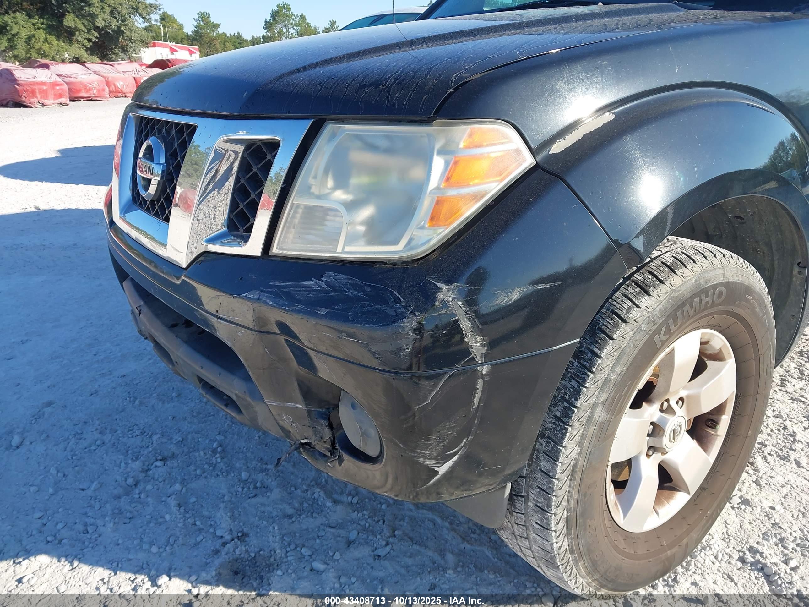 NISSAN FRONTIER image 6