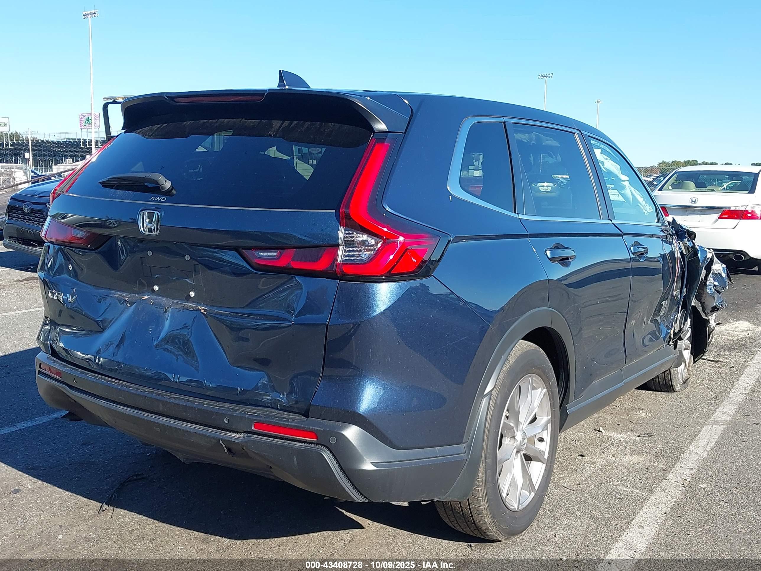 HONDA CR-V image 4
