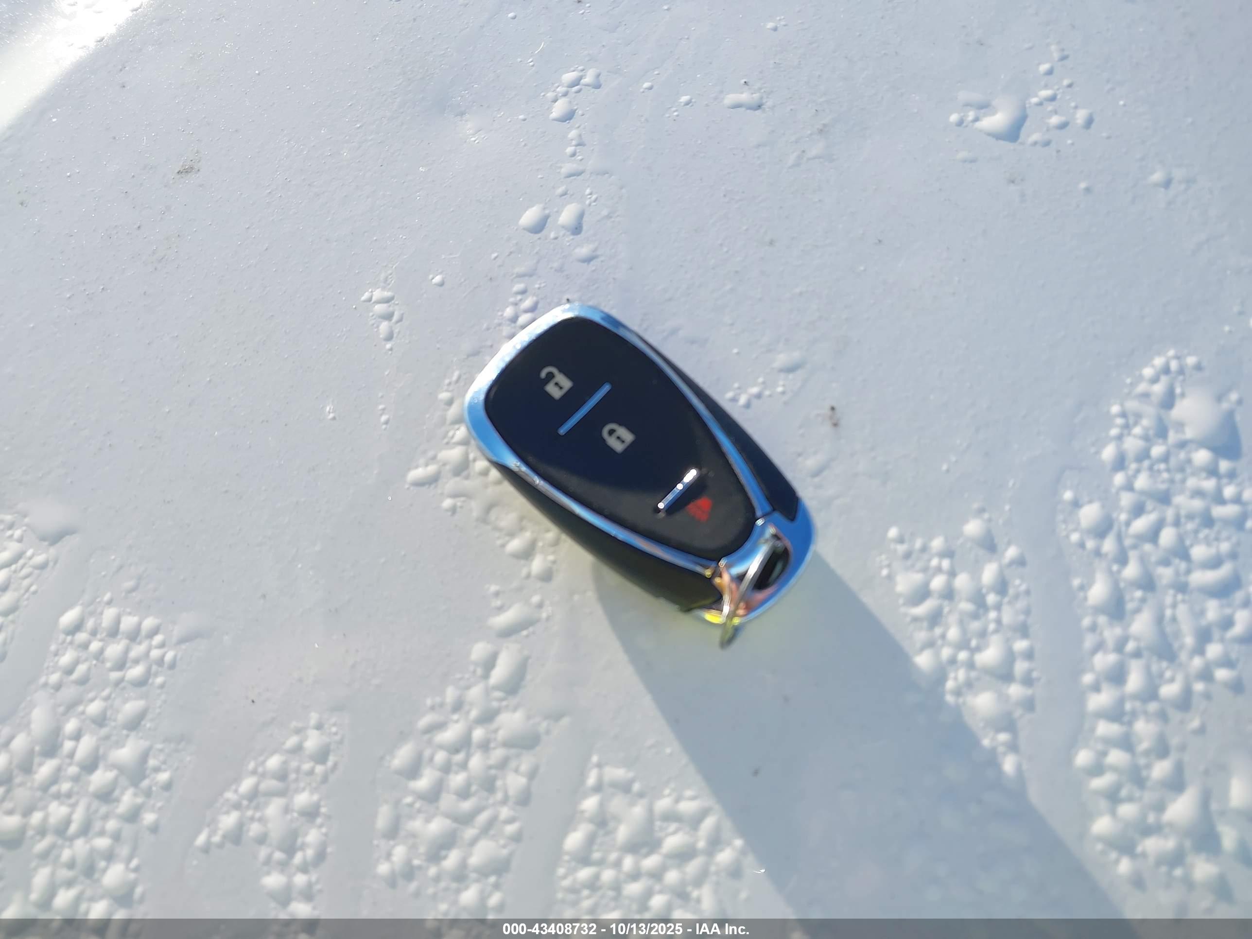 CHEVROLET EQUINOX image 11