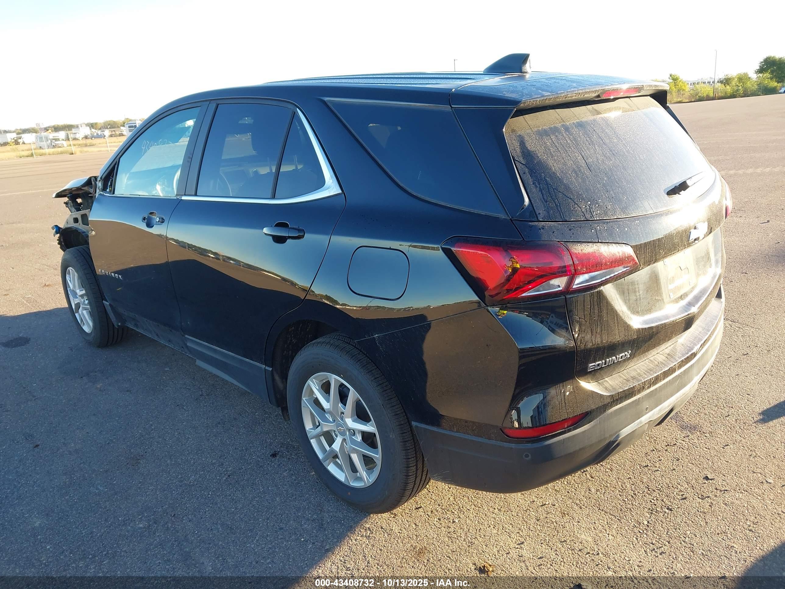 CHEVROLET EQUINOX image 3