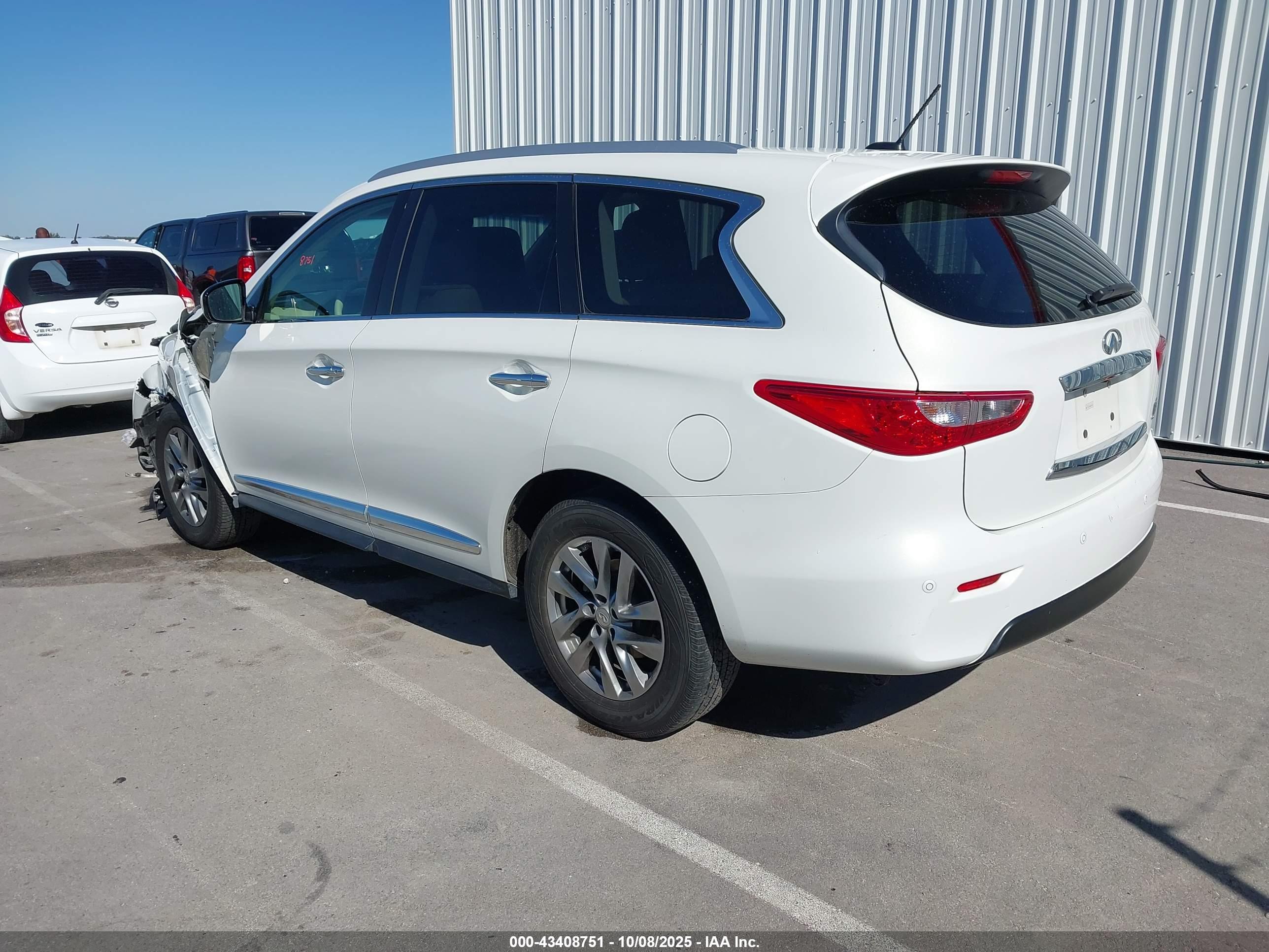 INFINITI JX35 image 3