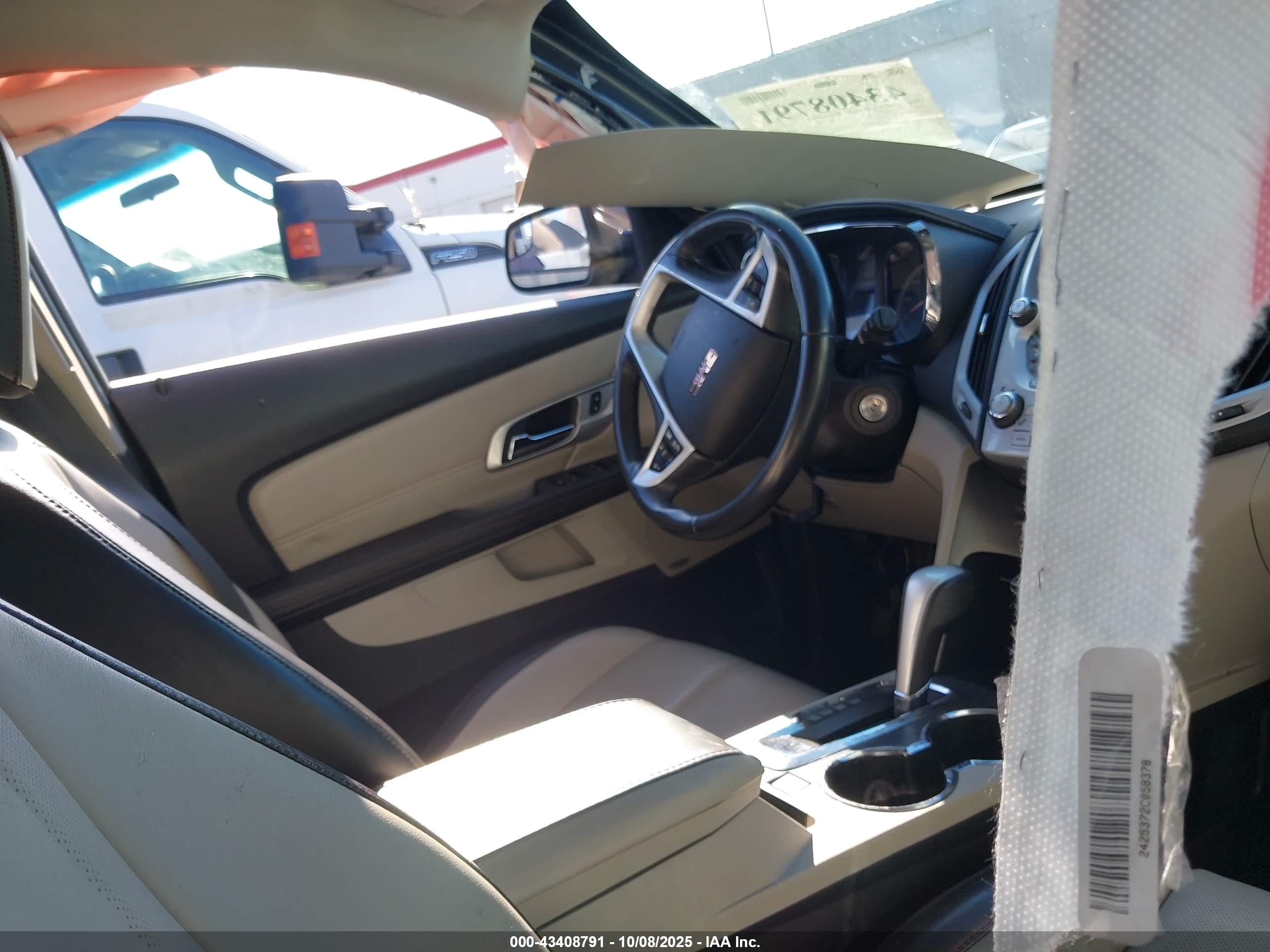 GMC TERRAIN image 5