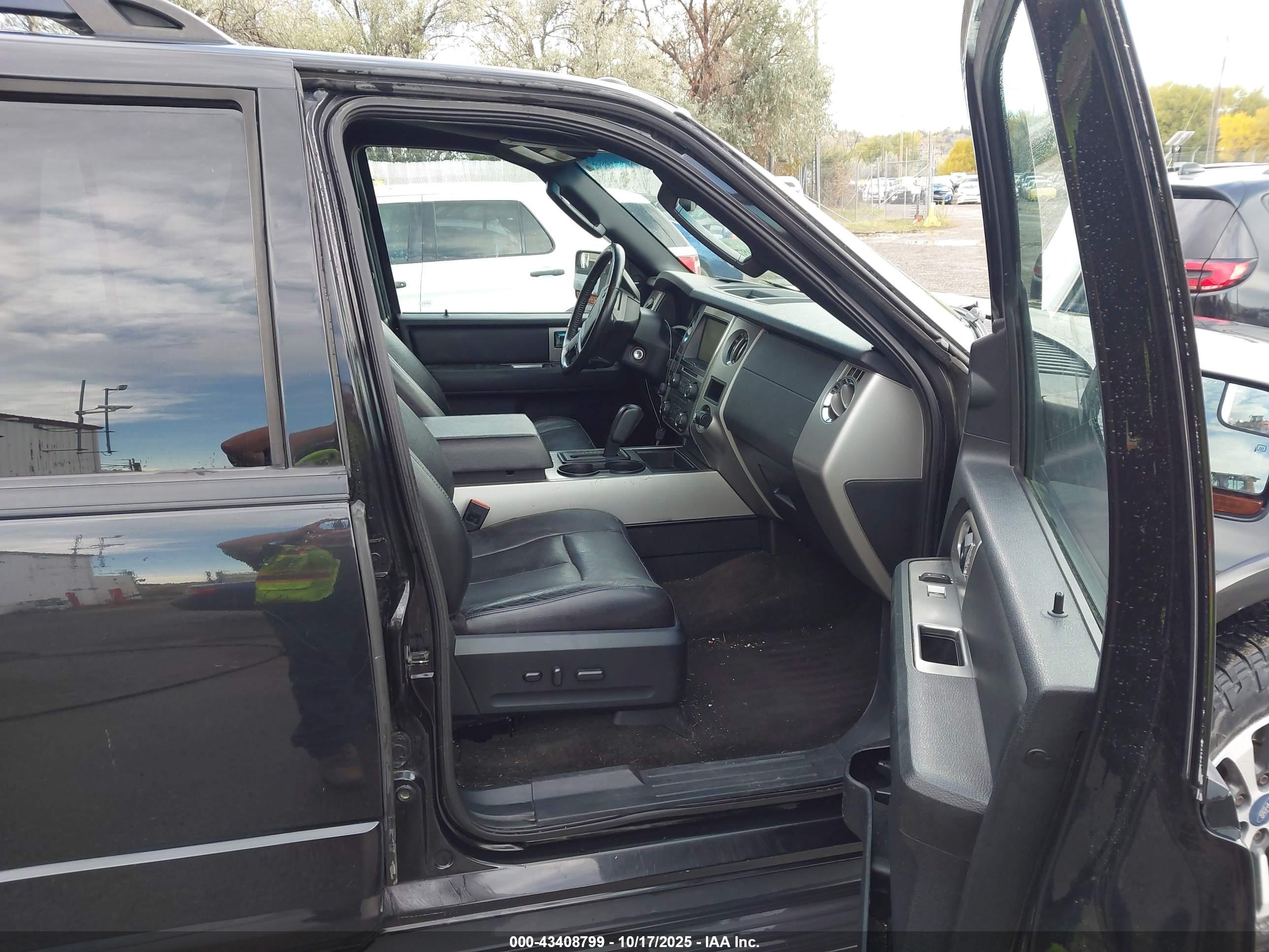 FORD EXPEDITION image 5