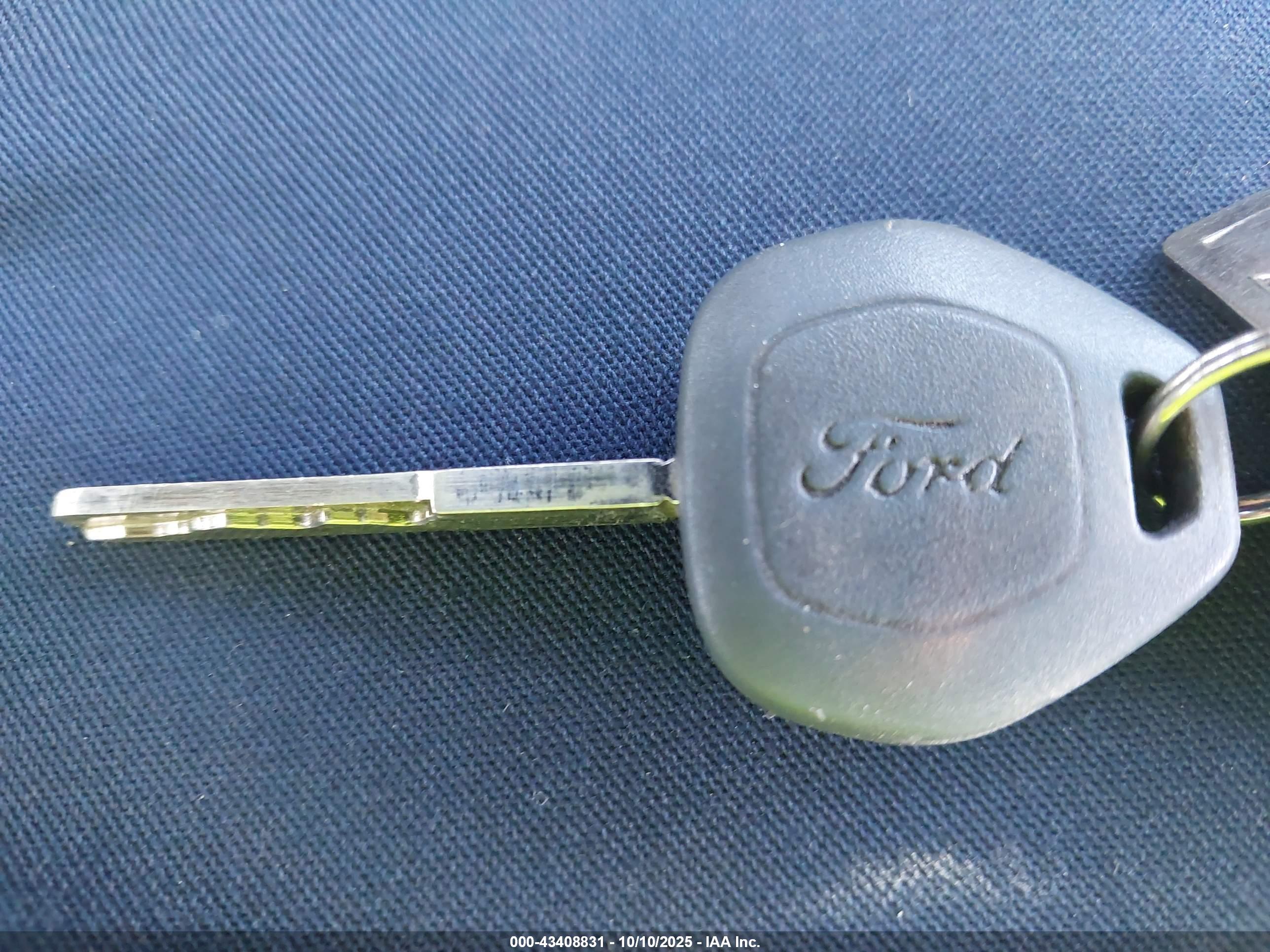 FORD E-350 image 11
