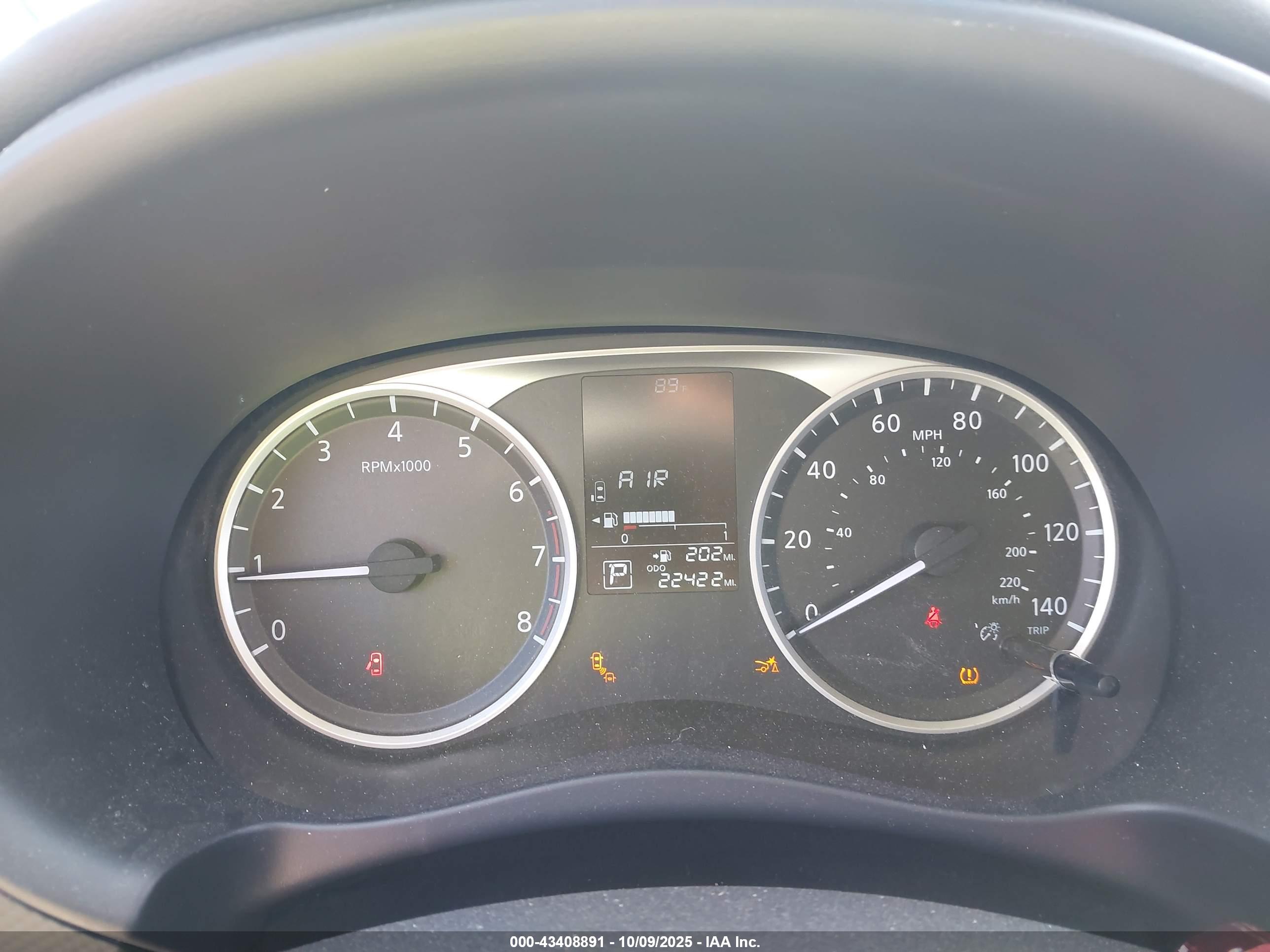 NISSAN KICKS image 7
