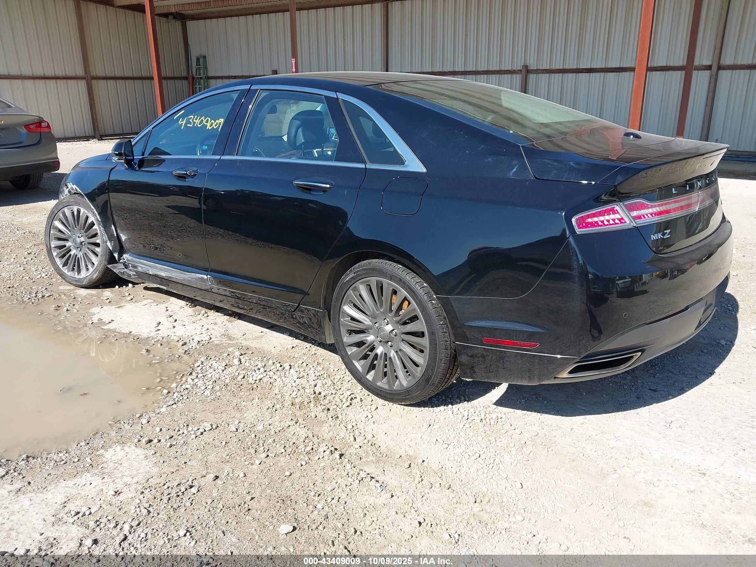 LINCOLN MKZ image 3