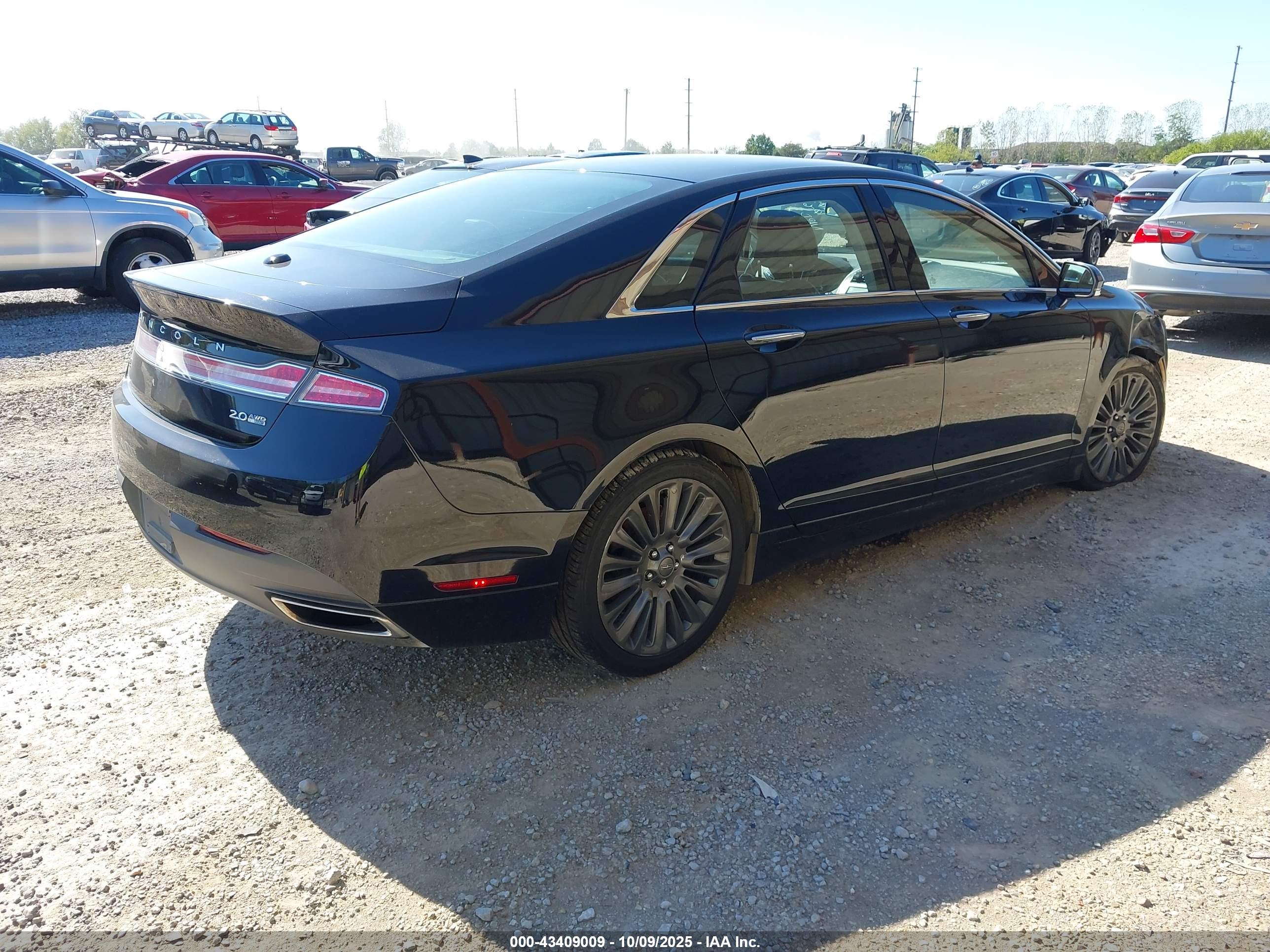 LINCOLN MKZ image 4