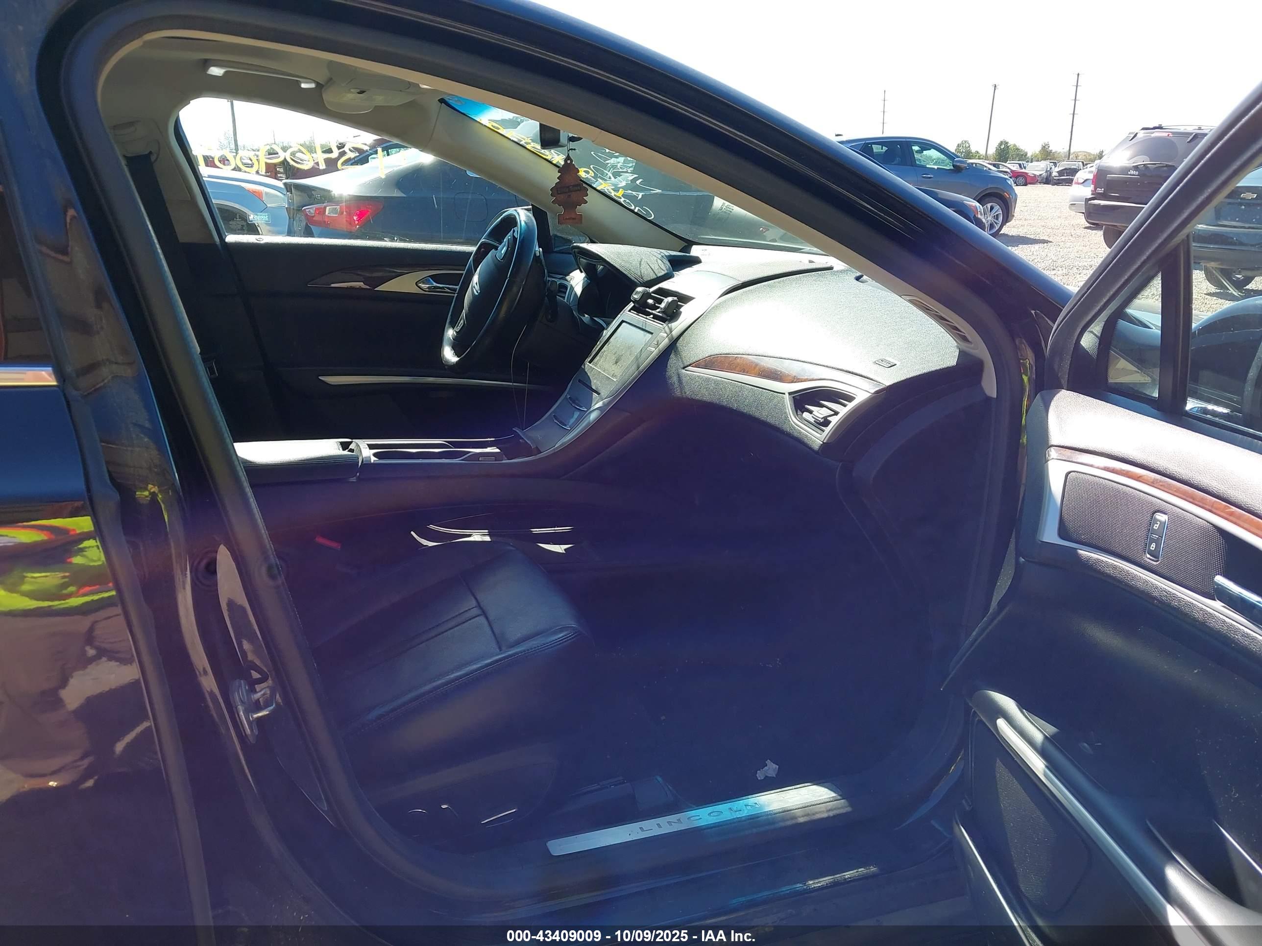 LINCOLN MKZ image 5