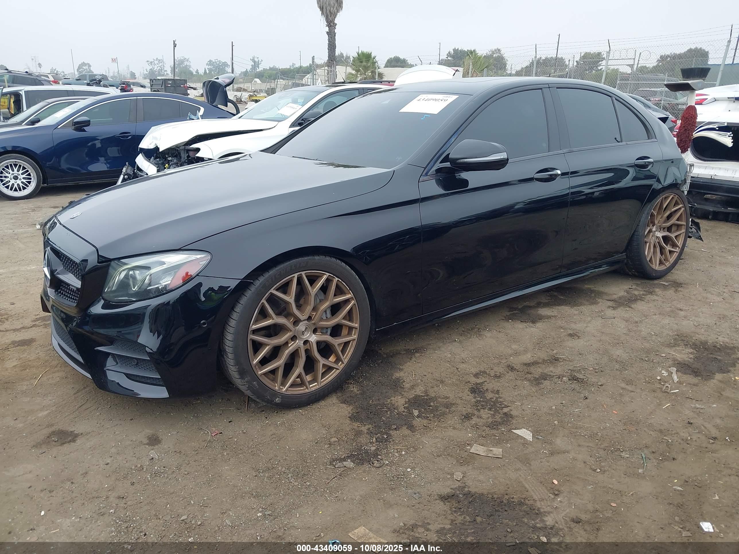 MERCEDES-BENZ AMG image 2