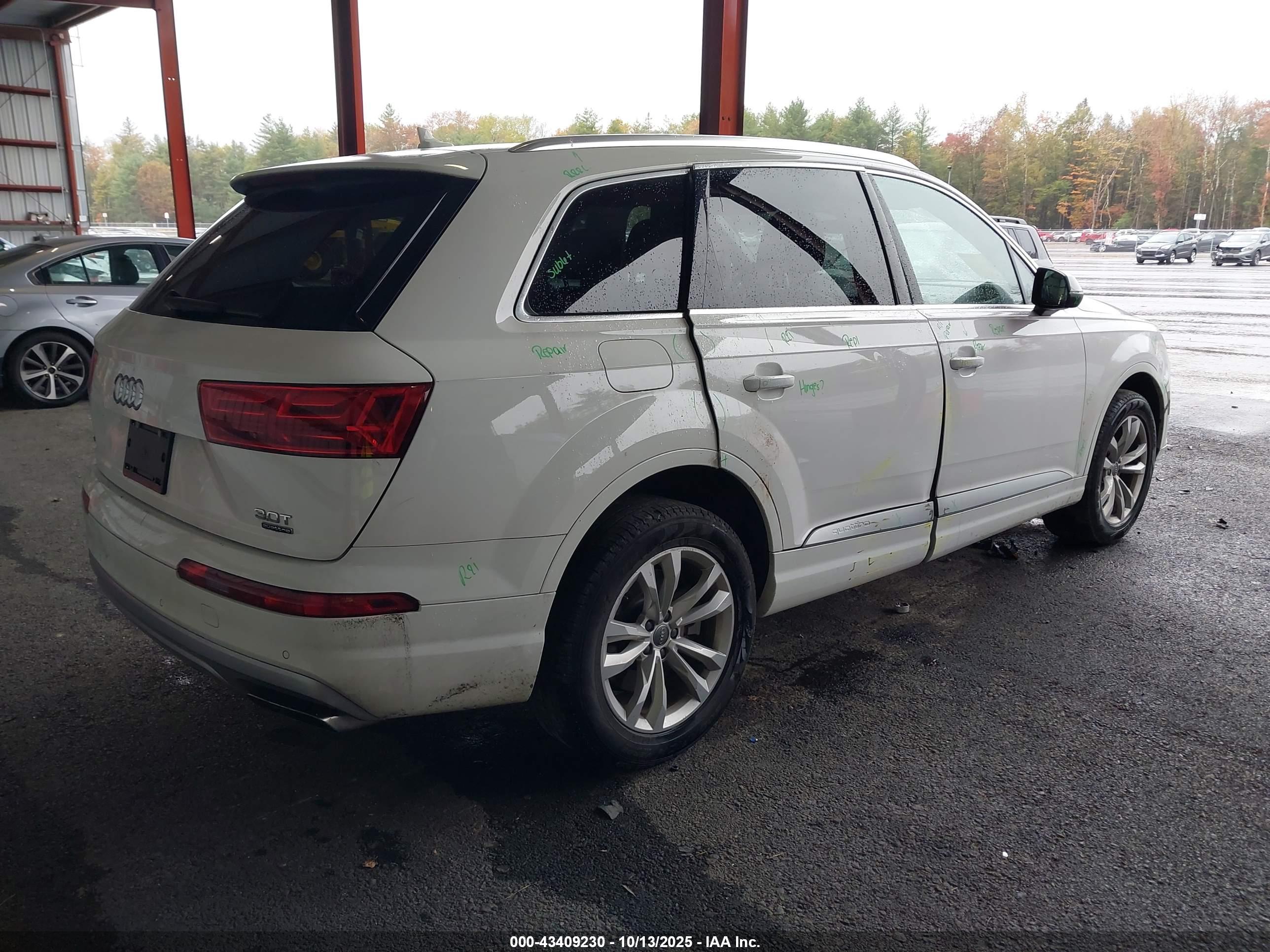 AUDI Q7 image 4