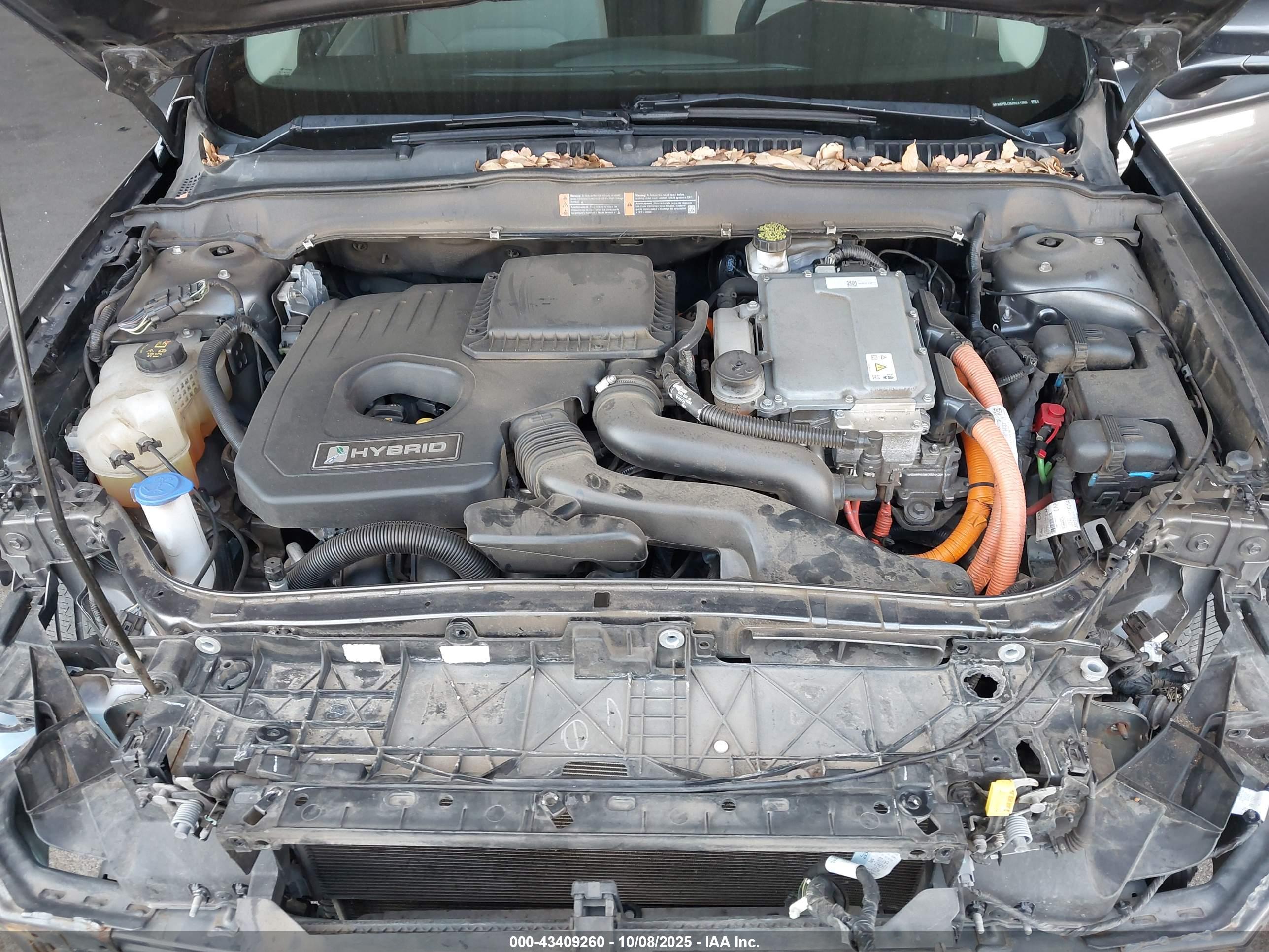 FORD FUSION image 10