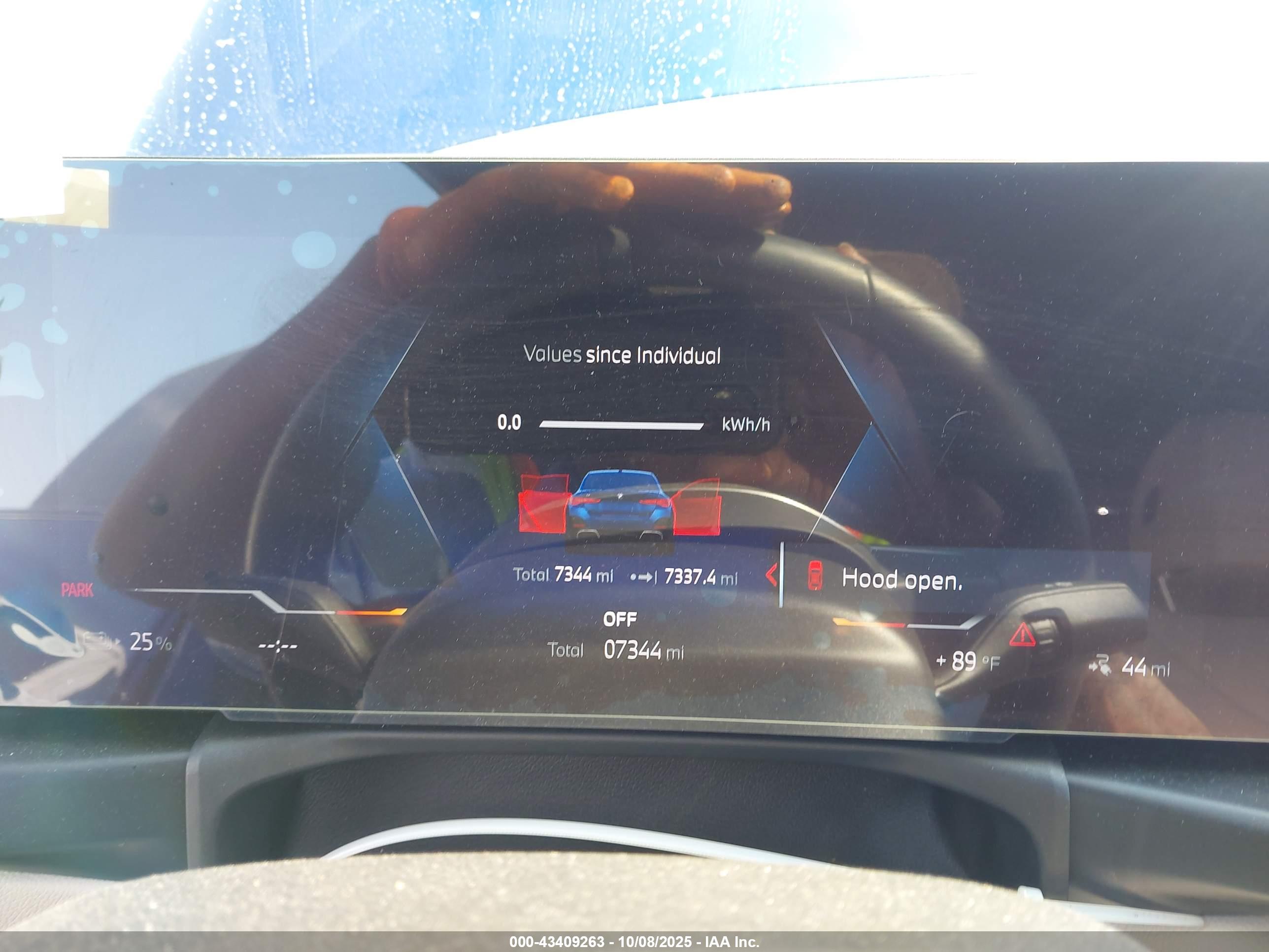 BMW I4 image 7
