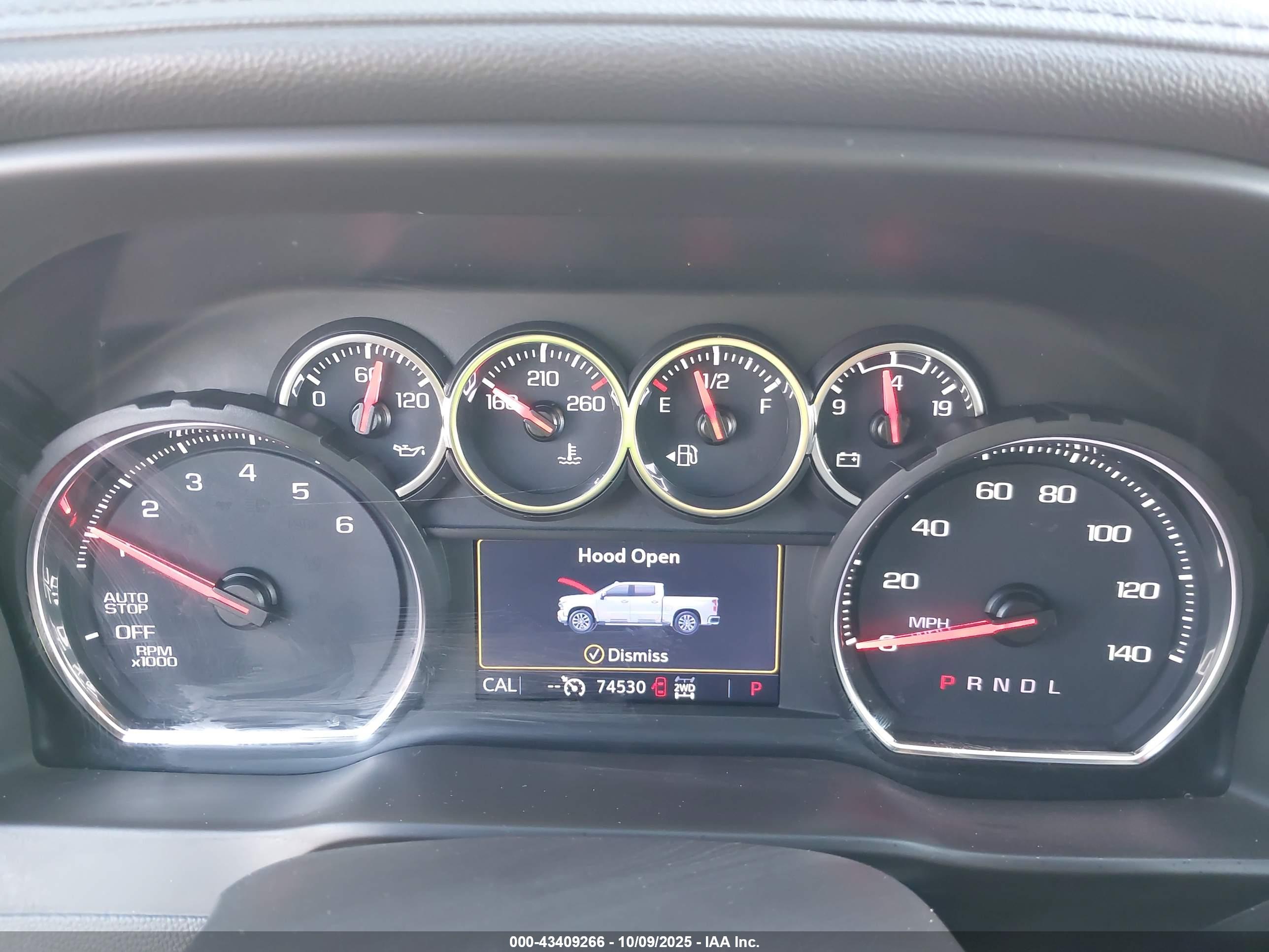 CHEVROLET SILVERADO image 7
