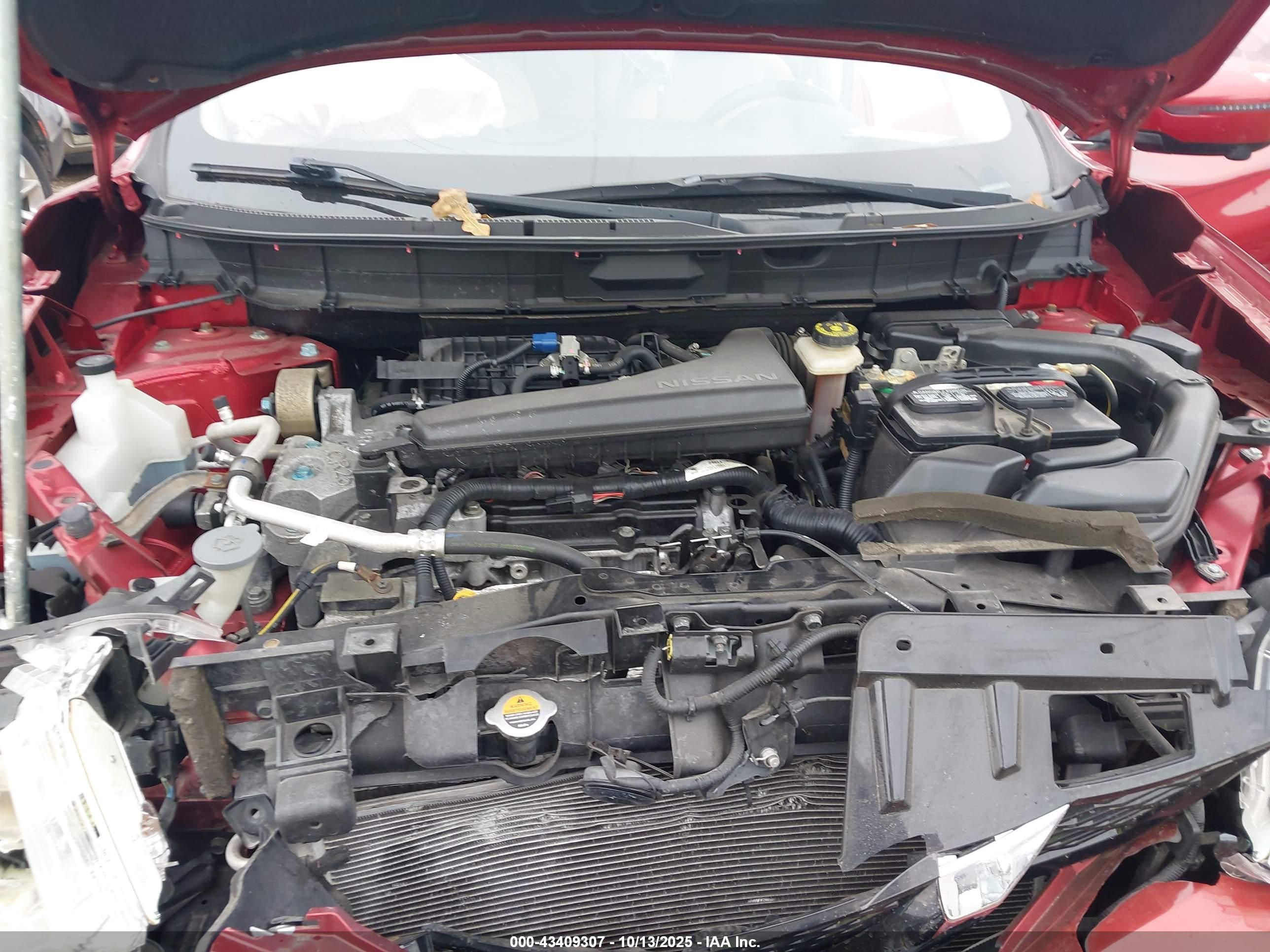 NISSAN ROGUE image 10