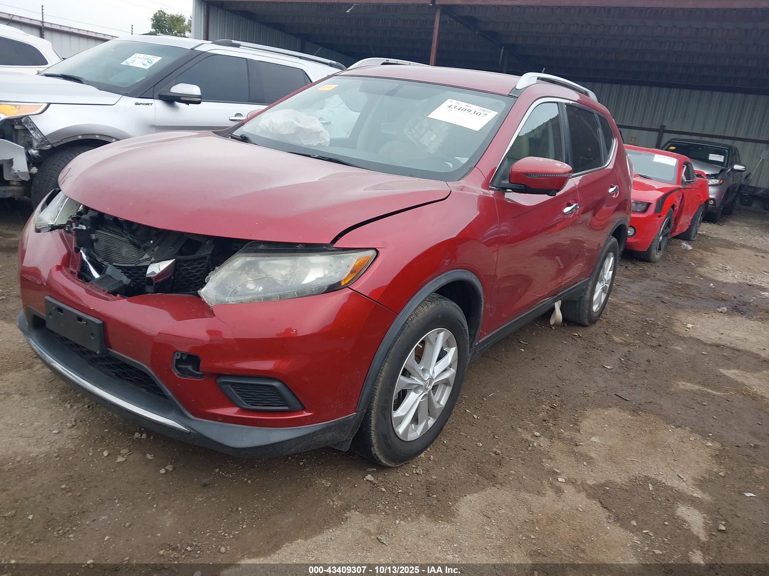 NISSAN ROGUE image 2