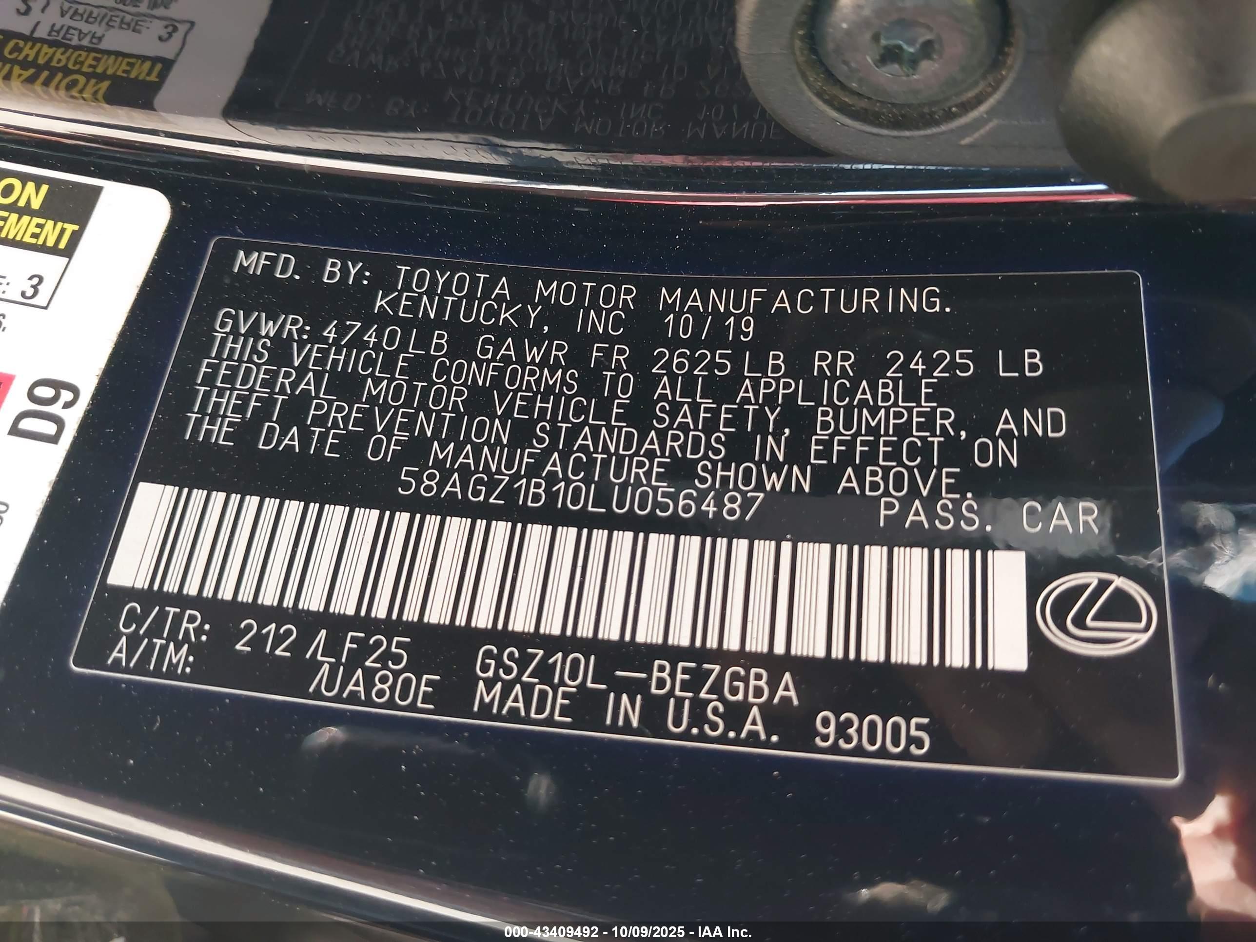 LEXUS ES image 9