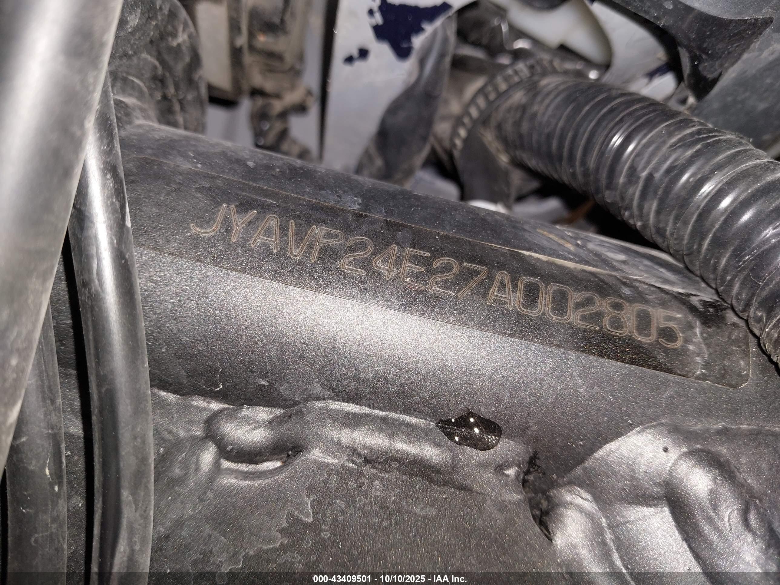 YAMAHA XVS1300 image 10