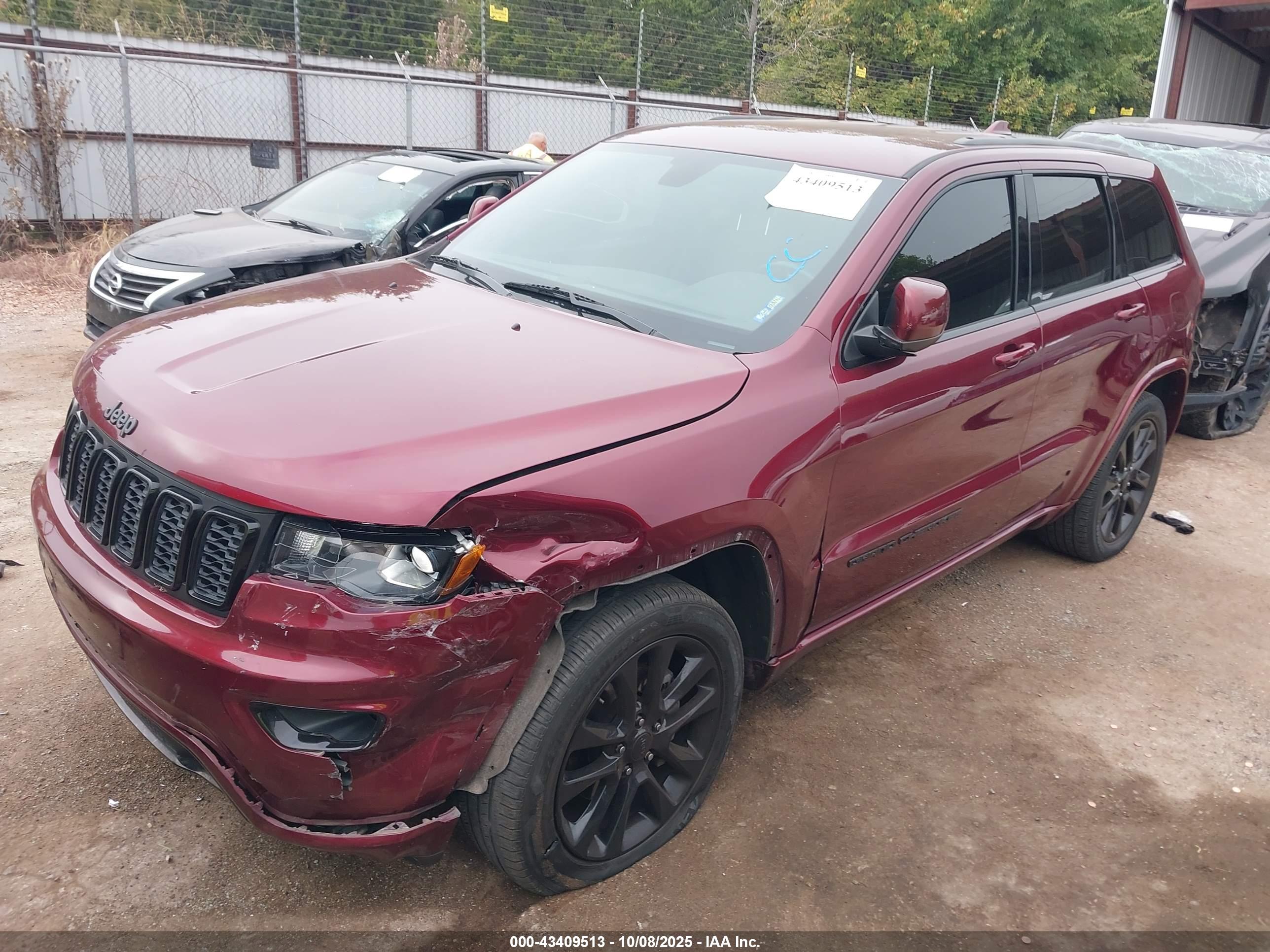 JEEP GRAND image 2