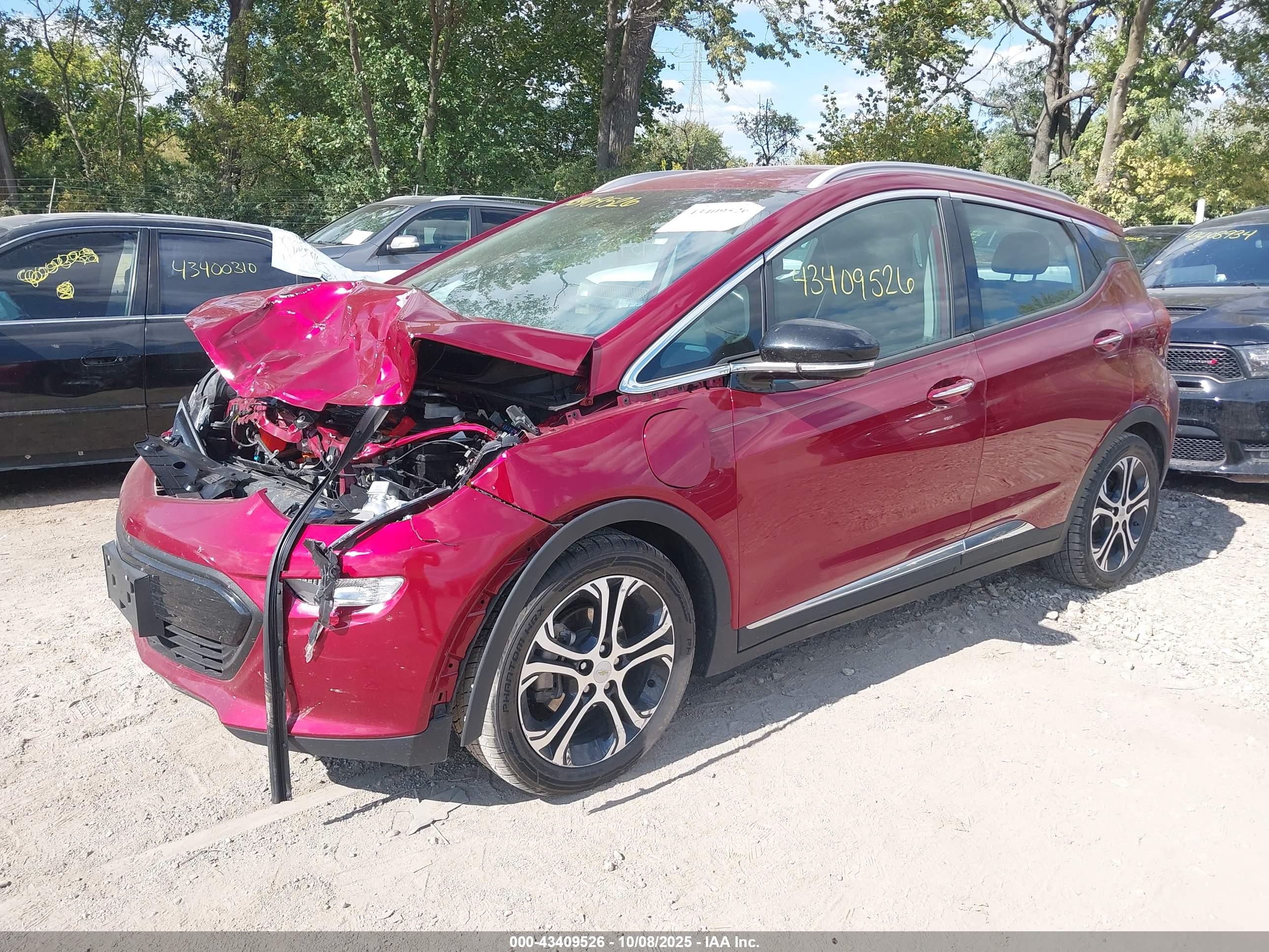 CHEVROLET BOLT image 2