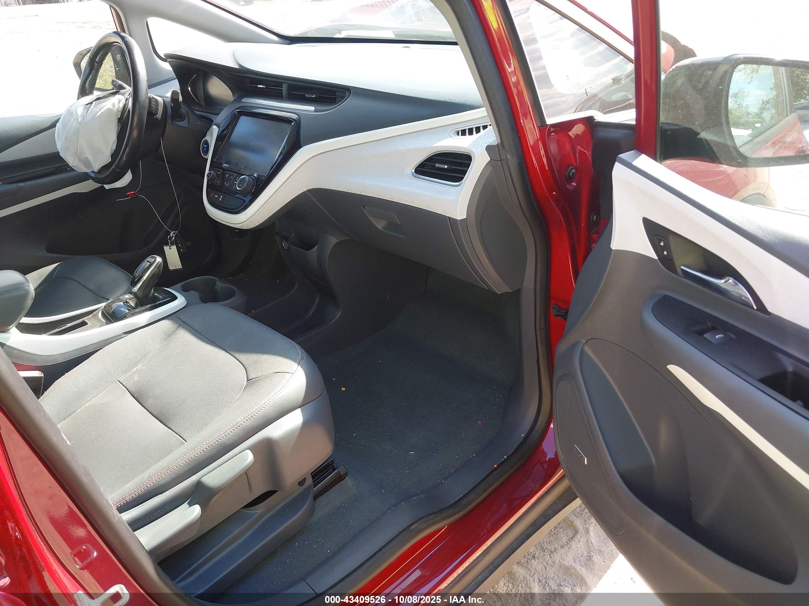 CHEVROLET BOLT image 5