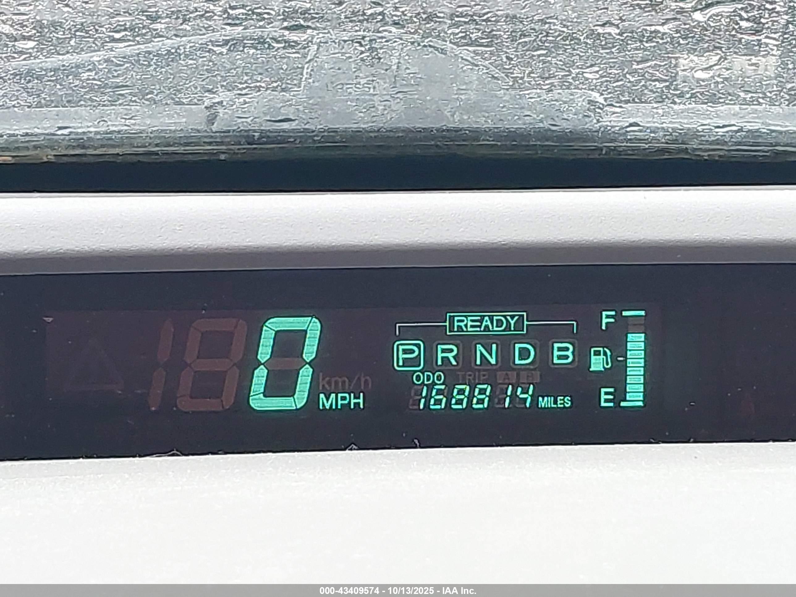 TOYOTA PRIUS image 7