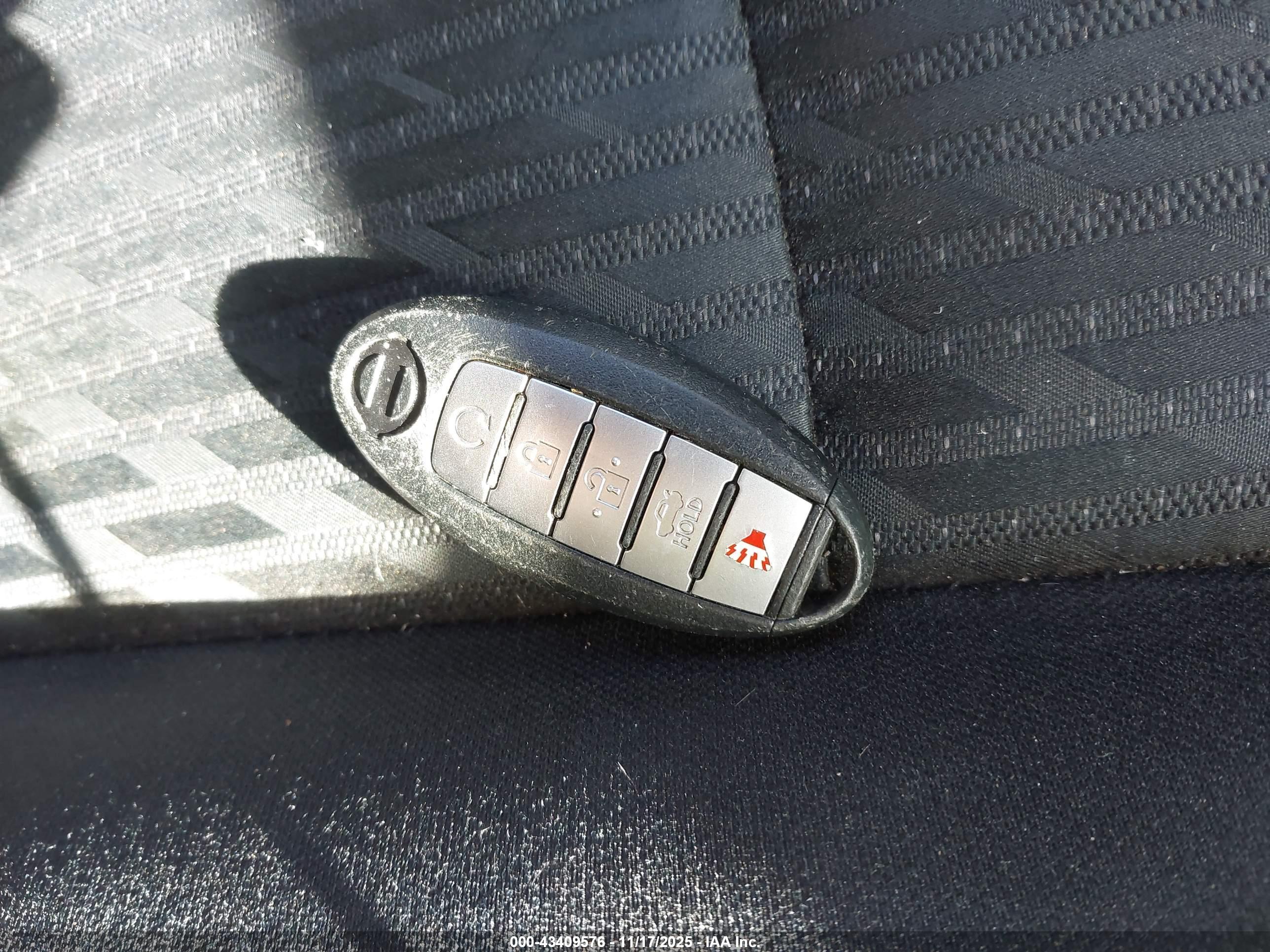 NISSAN ALTIMA image 11