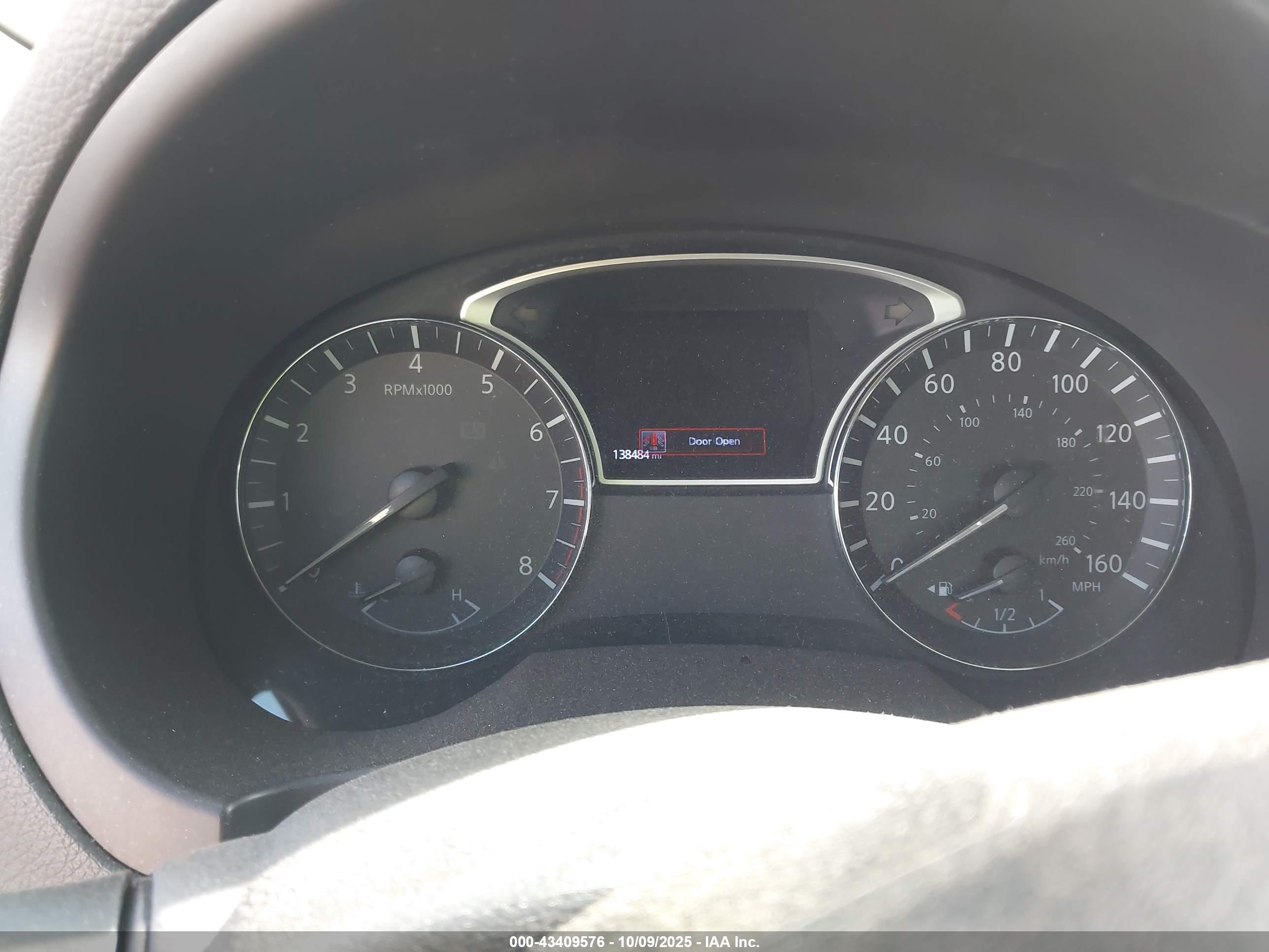 NISSAN ALTIMA image 7