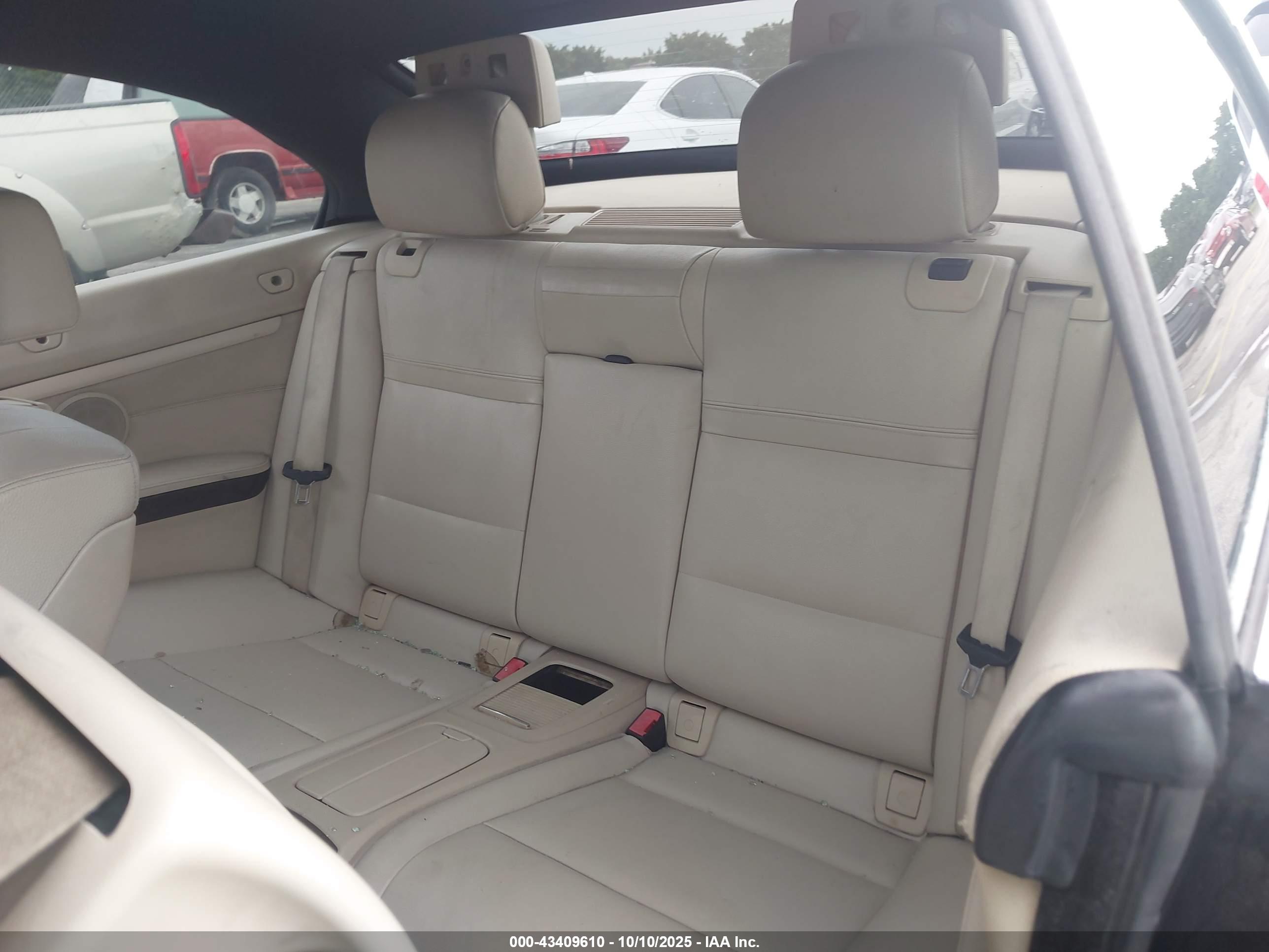 BMW 335 image 8